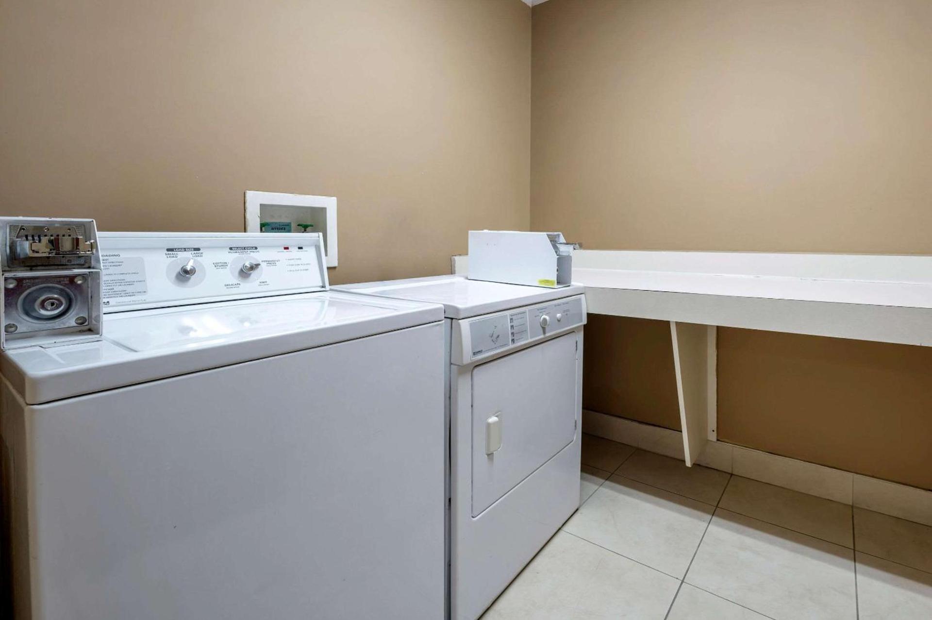 Comfort Suites Miamisburg - Dayton South photo 7