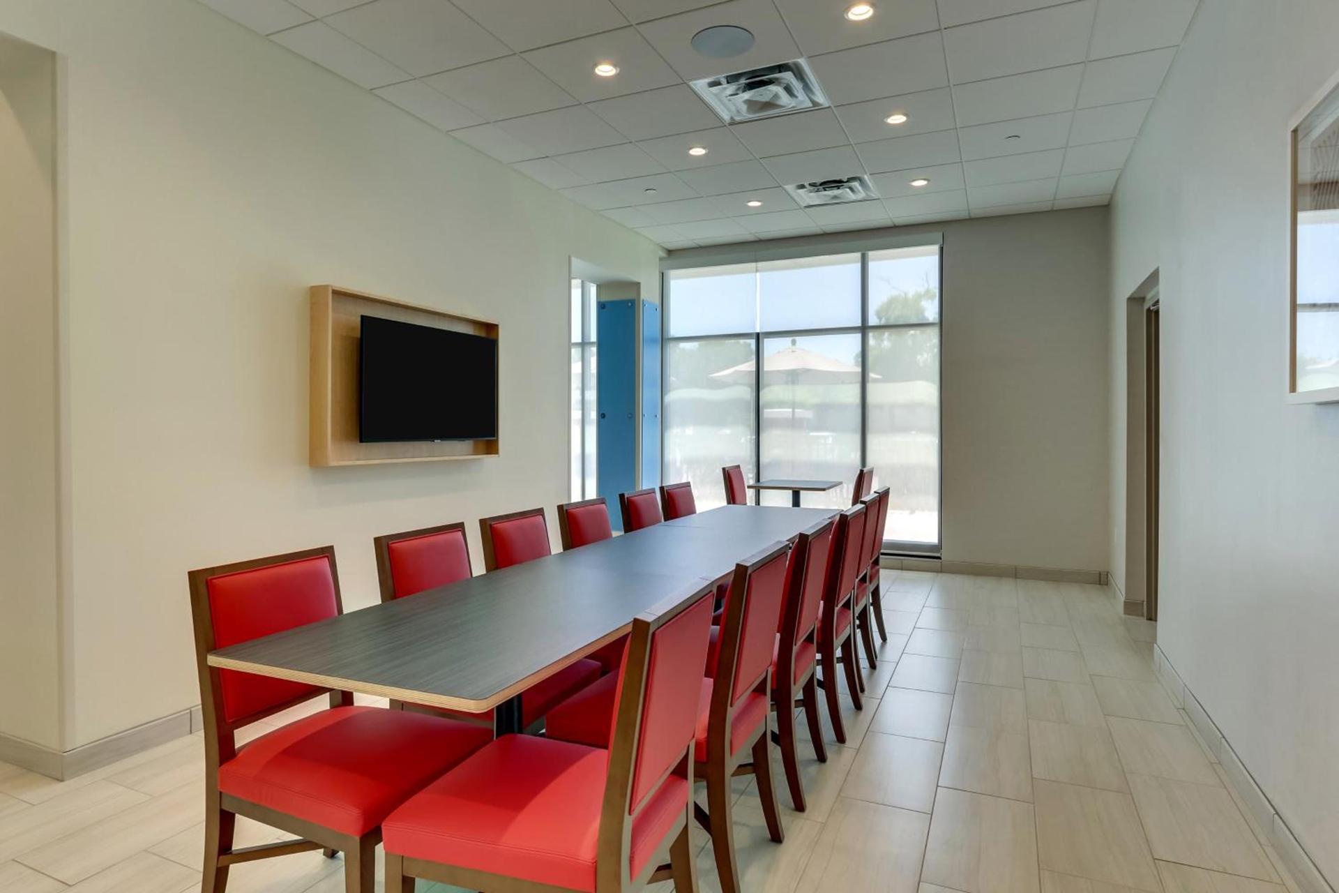 Holiday Inn Express - Wilmington - Porters Neck by IHG photo 10