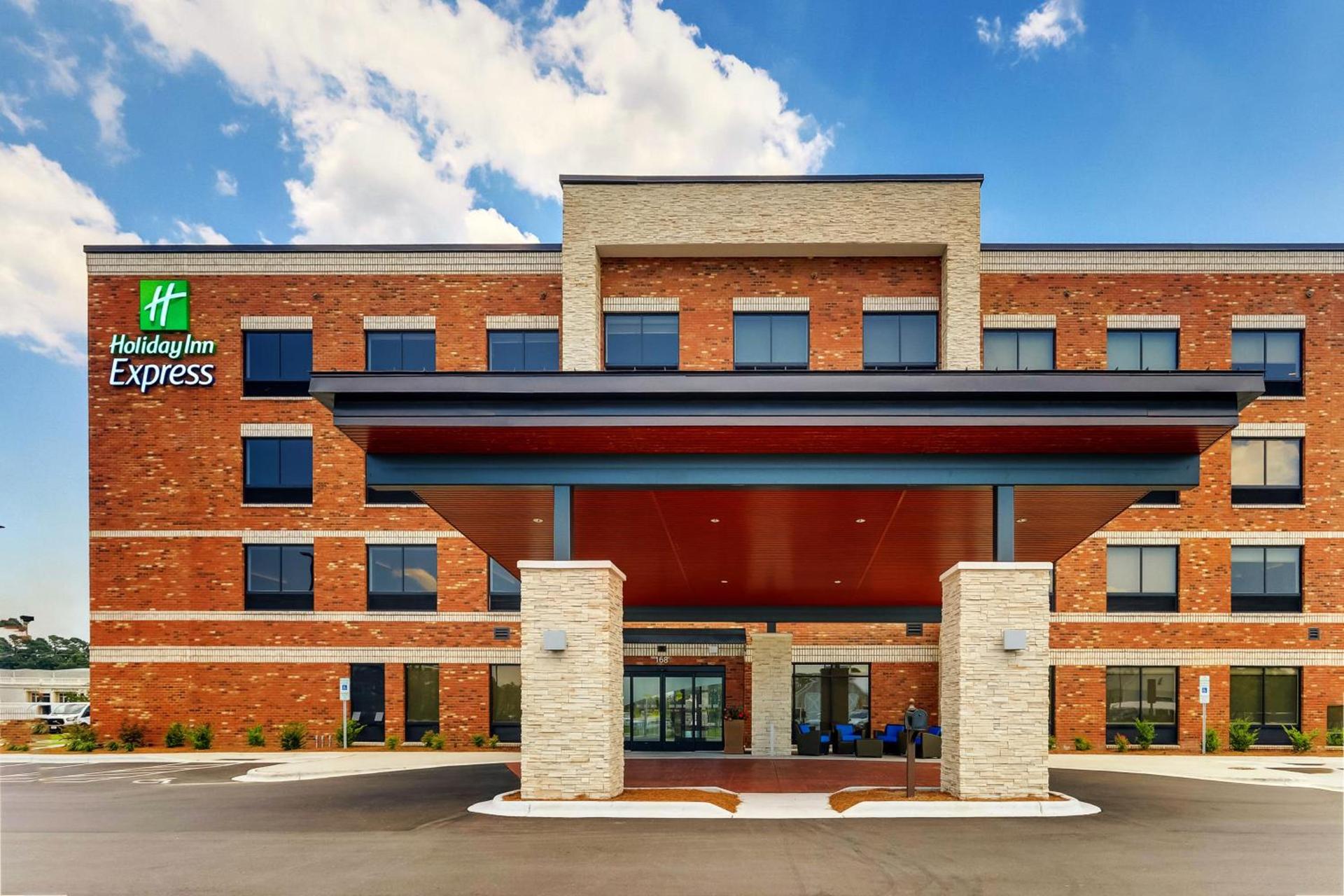 Holiday Inn Express - Wilmington - Porters Neck by IHG photo 19