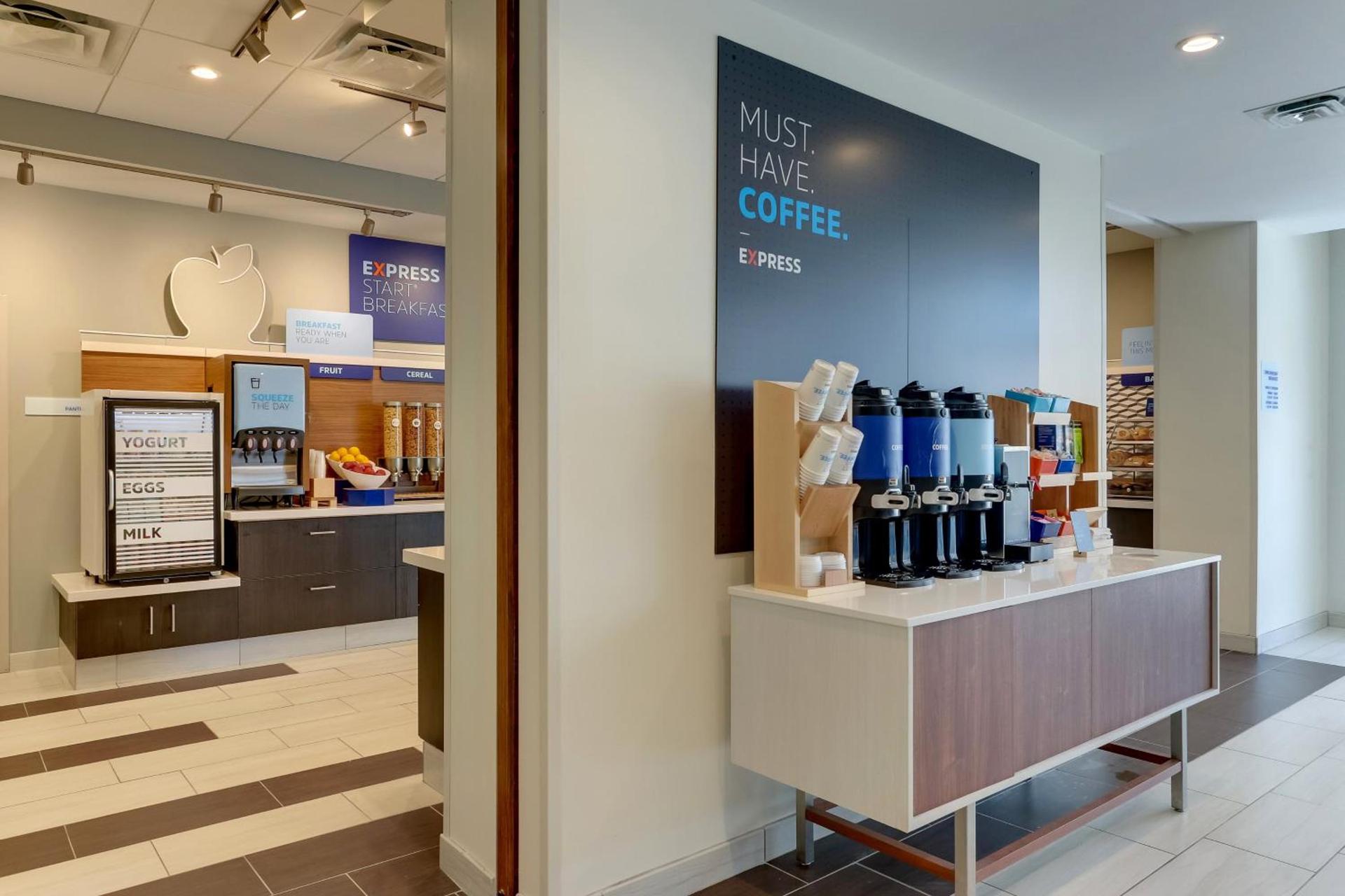 Holiday Inn Express - Wilmington - Porters Neck by IHG photo 65