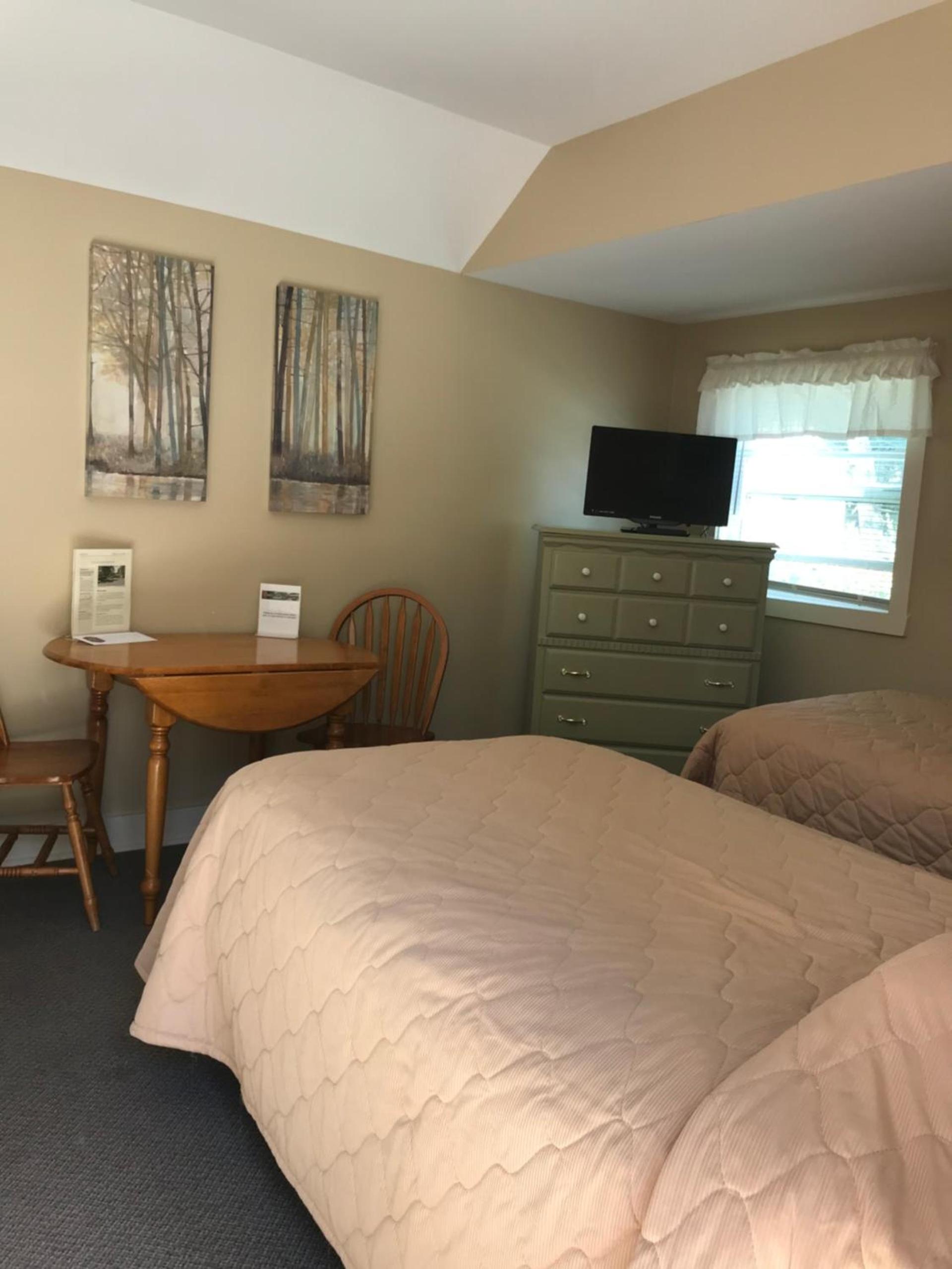 Kennebunk Gallery Motel and Cottages photo 15