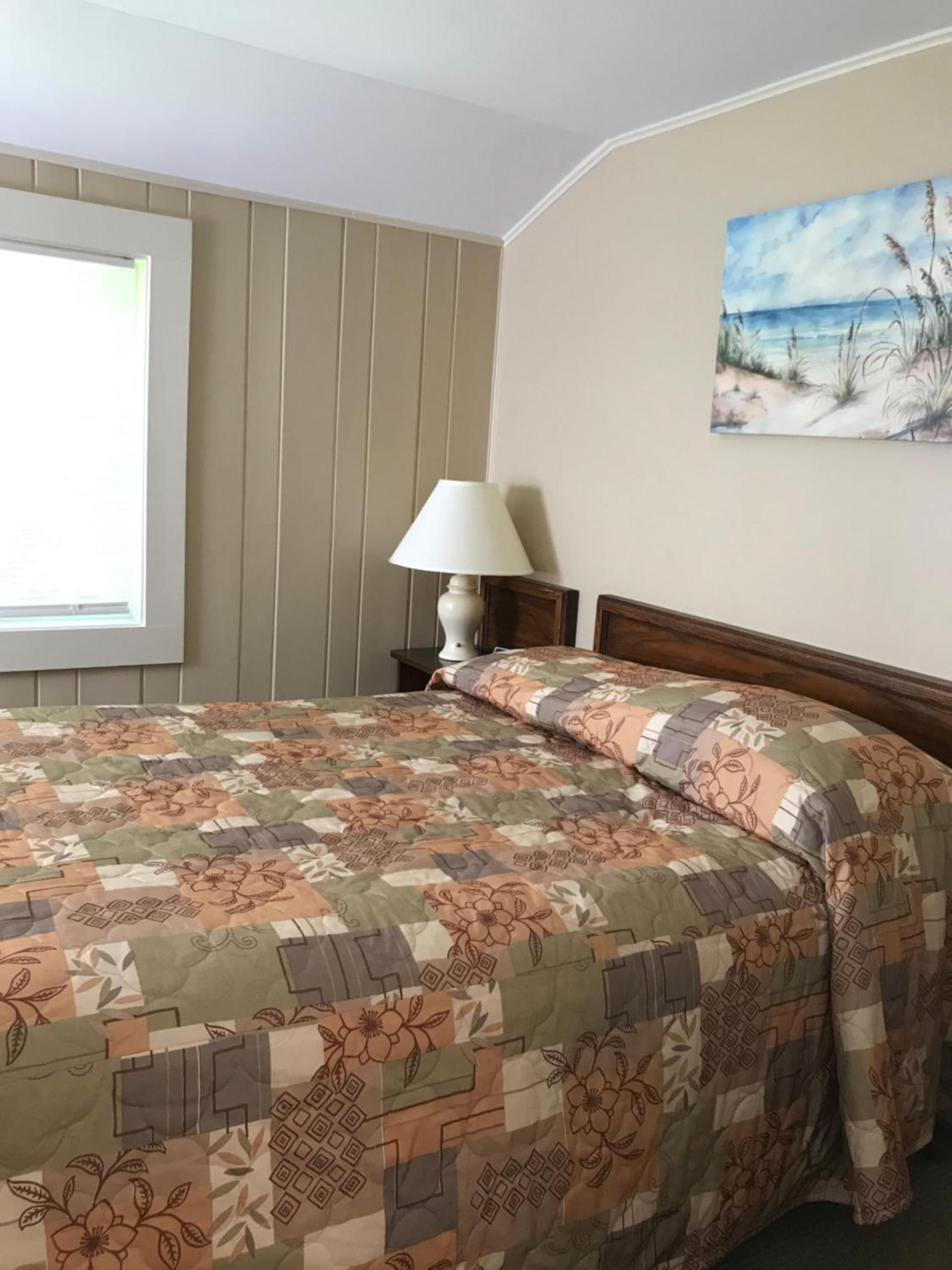 Kennebunk Gallery Motel and Cottages photo 18