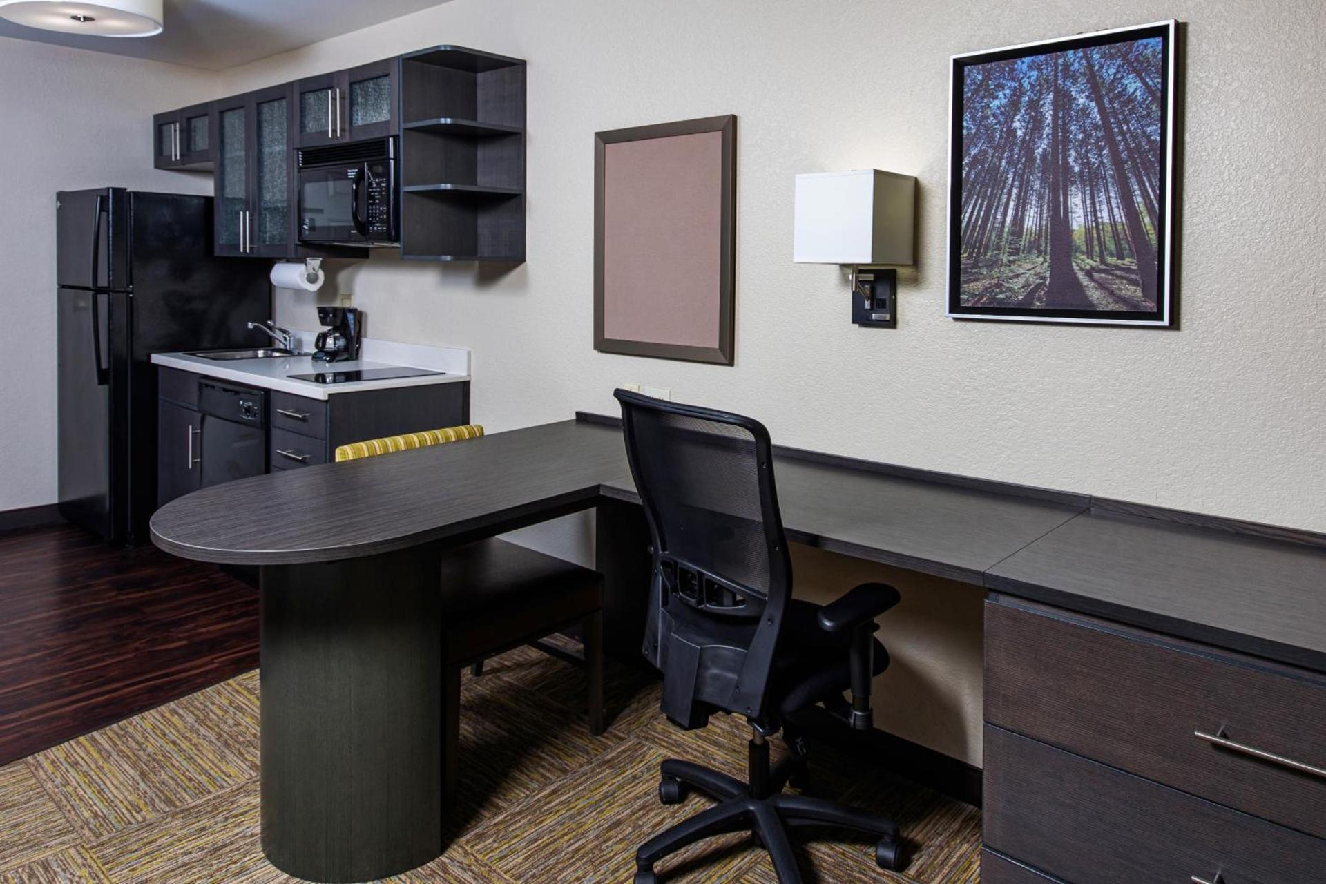 Candlewood Suites Appleton by IHG photo 19