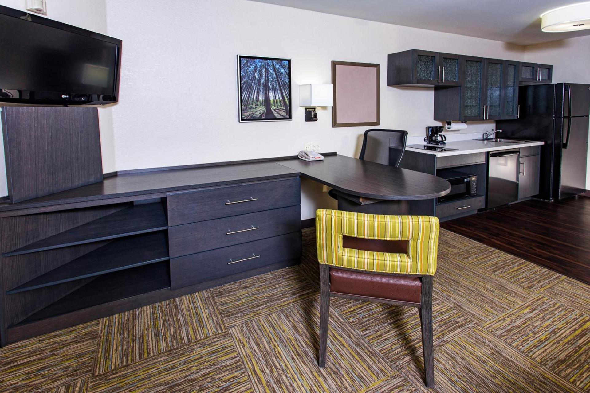 Candlewood Suites Appleton by IHG photo 21