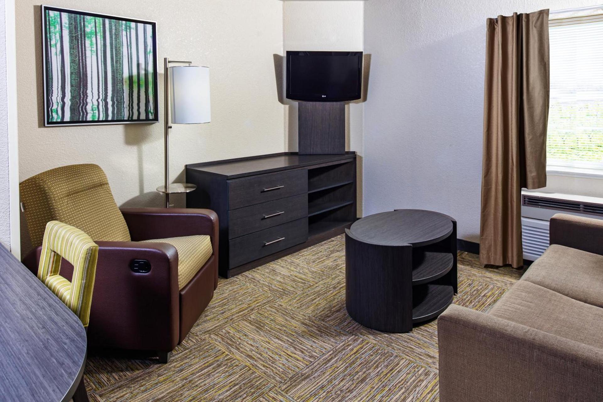 Candlewood Suites Appleton by IHG photo 24