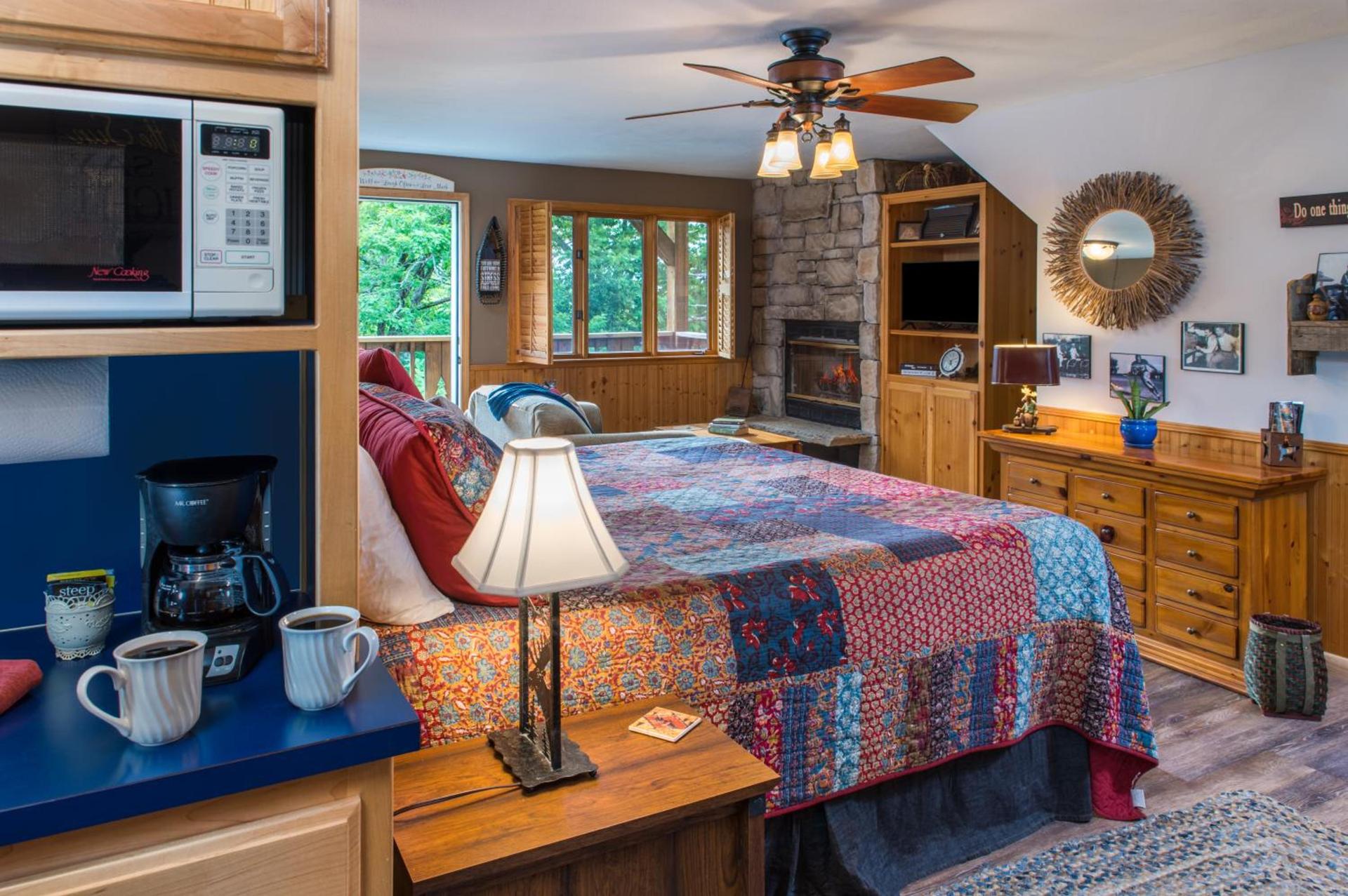 Eureka Sunset Cabins photo 3