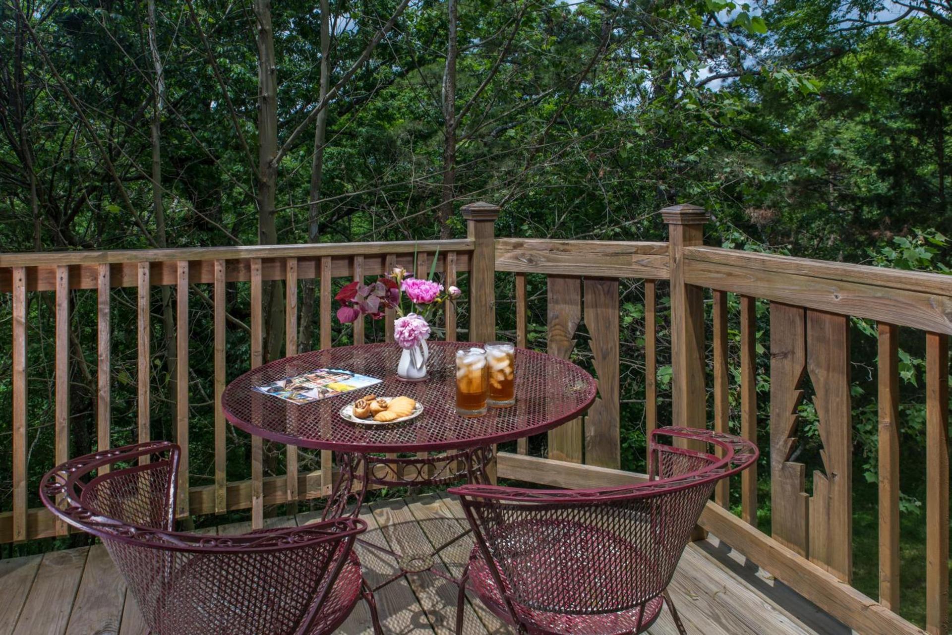 Eureka Sunset Cabins photo 6