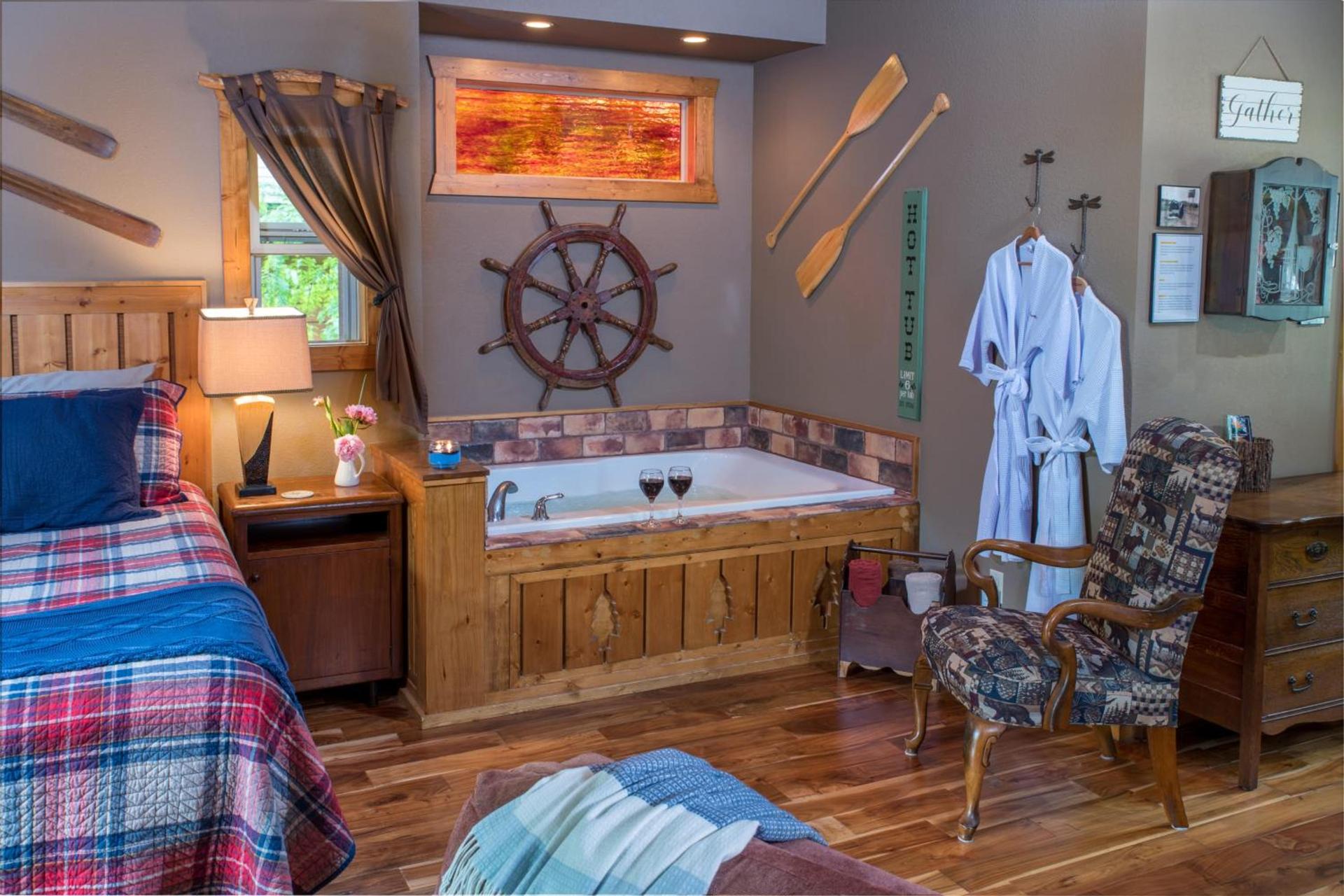Eureka Sunset Cabins photo 12