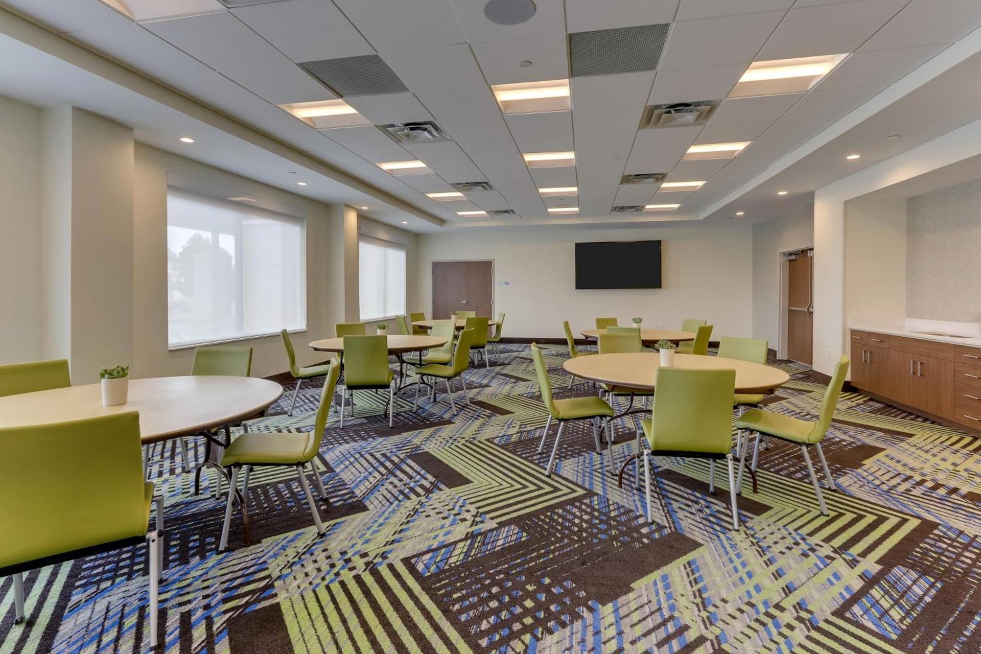 Holiday Inn Express - Wilmington - Porters Neck by IHG photo 35