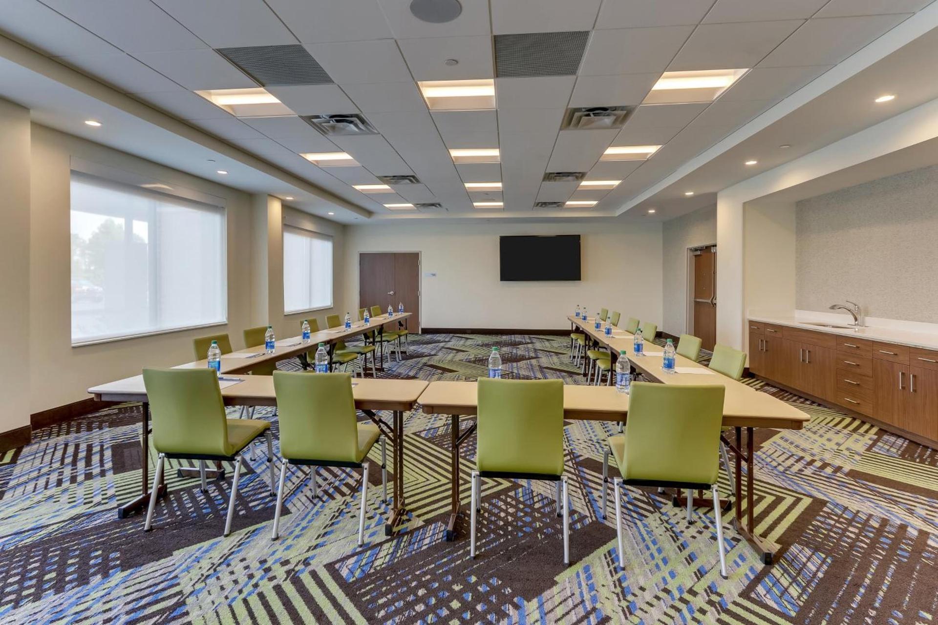 Holiday Inn Express - Wilmington - Porters Neck by IHG photo 33