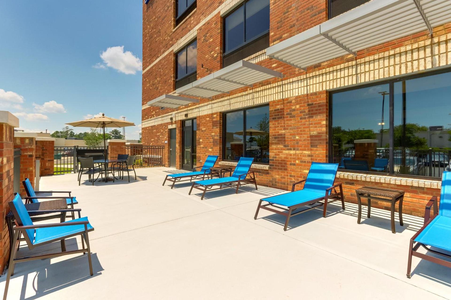 Holiday Inn Express - Wilmington - Porters Neck by IHG photo 39