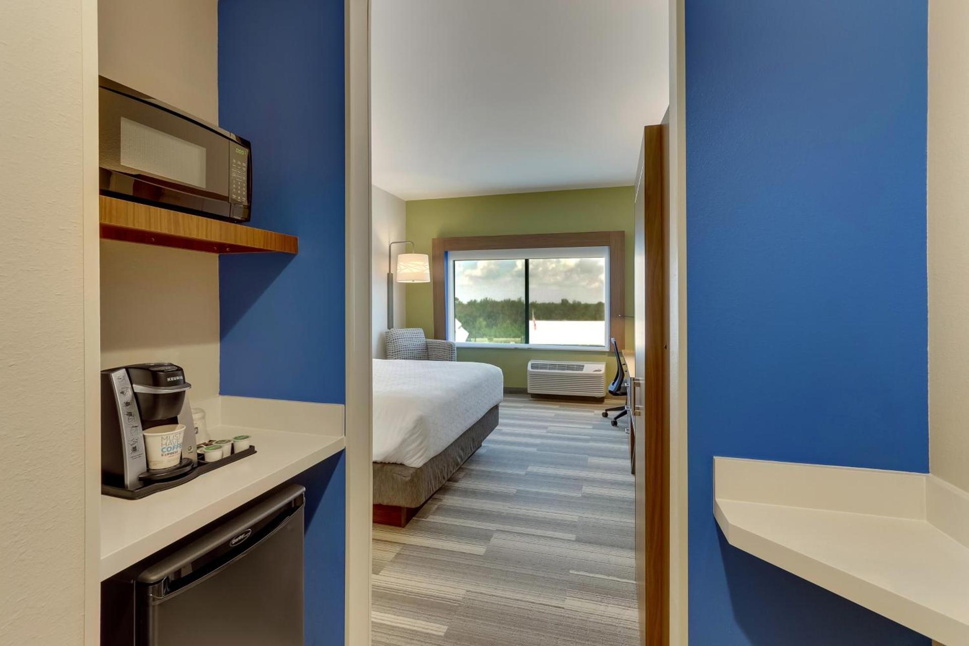 Holiday Inn Express - Wilmington - Porters Neck by IHG photo 48