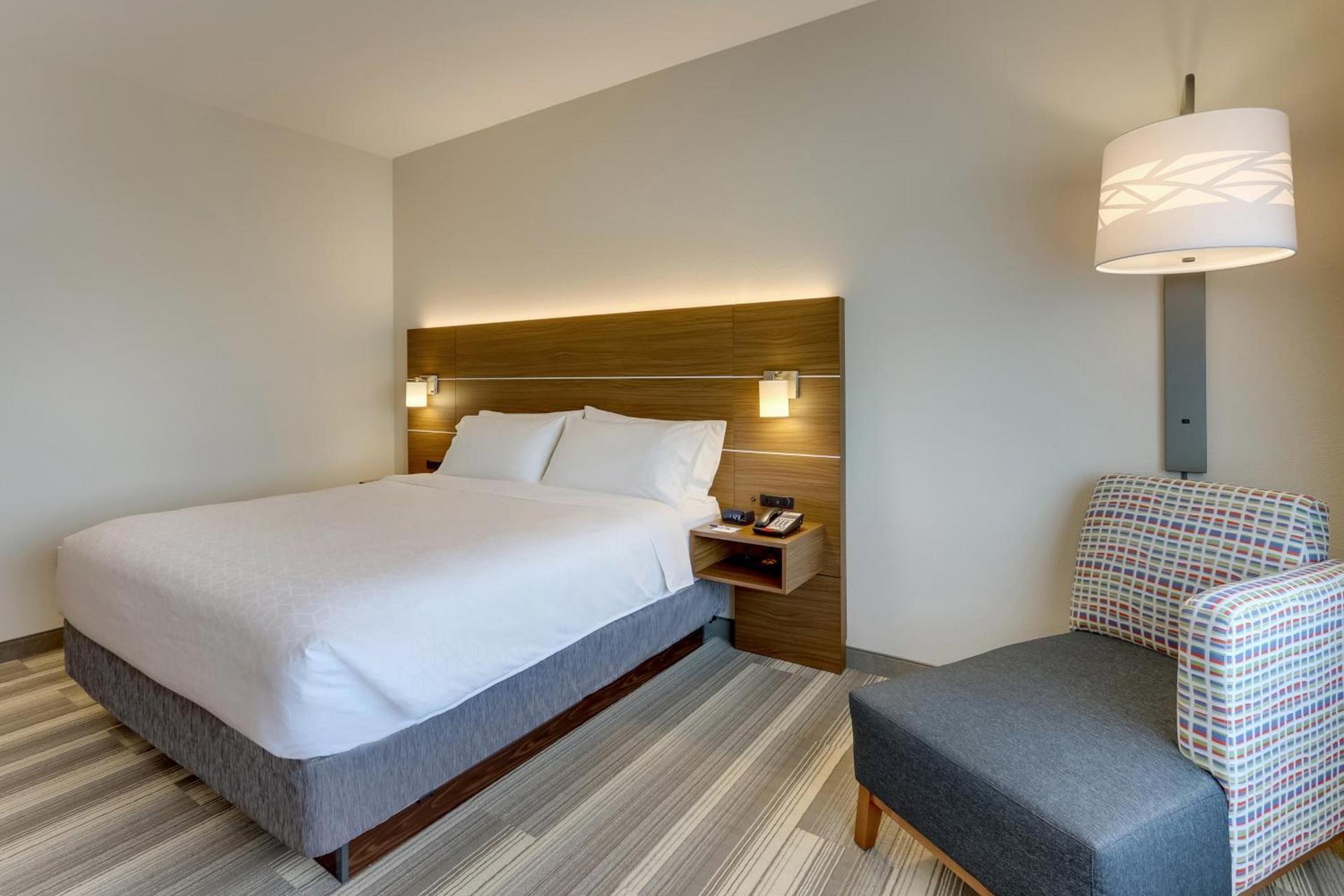 Holiday Inn Express - Wilmington - Porters Neck by IHG photo 53