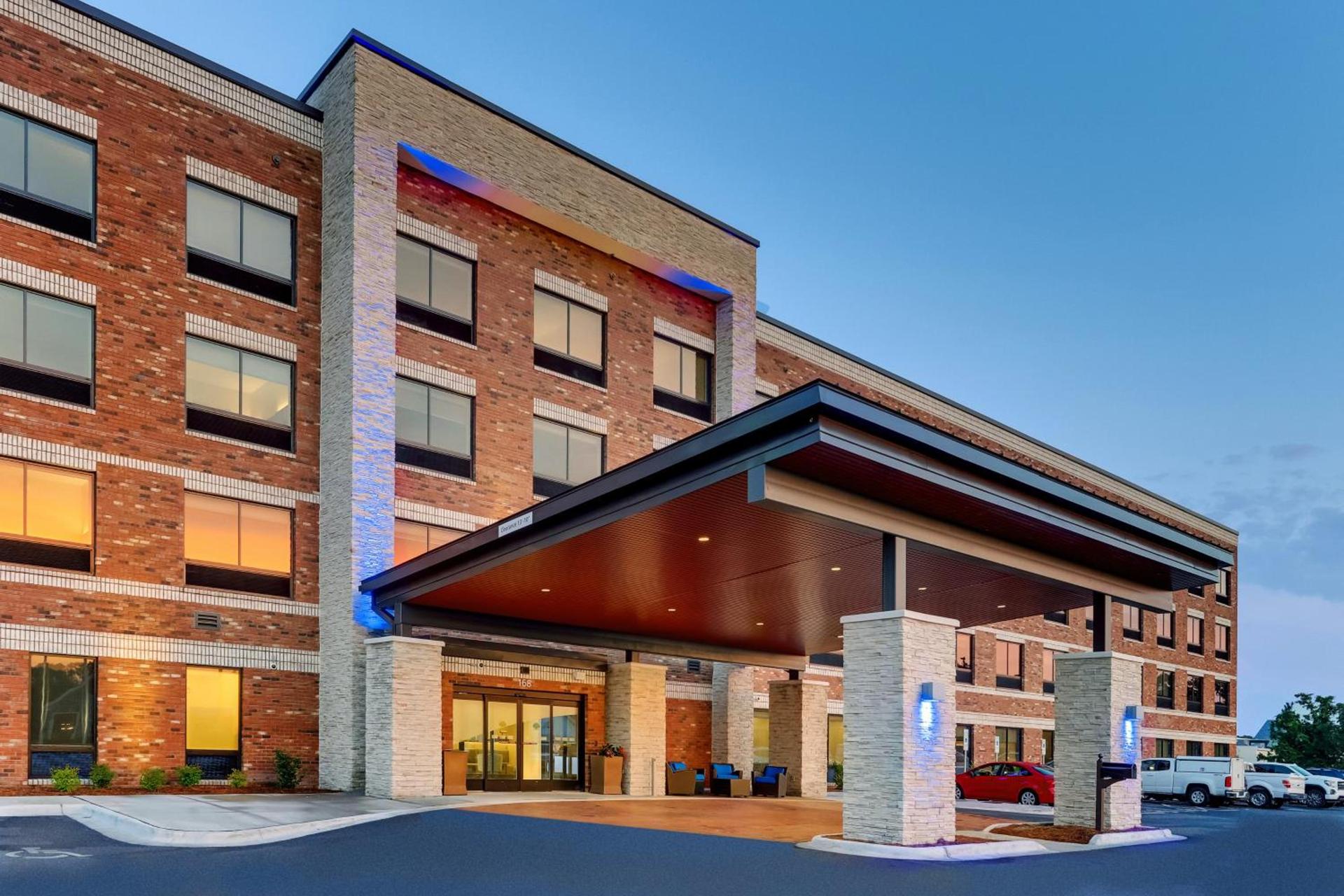 Holiday Inn Express - Wilmington - Porters Neck by IHG photo 89