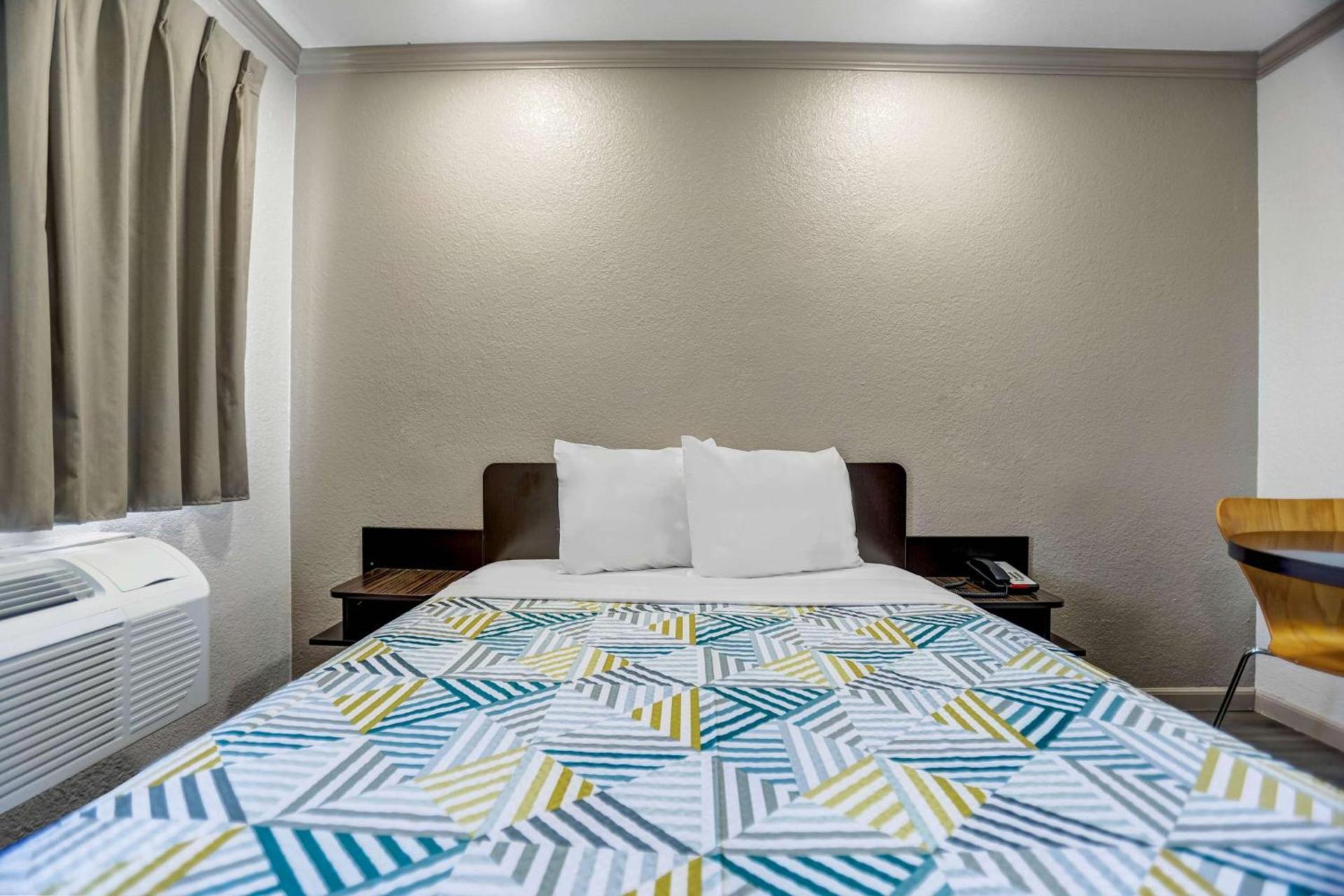 Motel 6-Red Bluff, CA photo 8