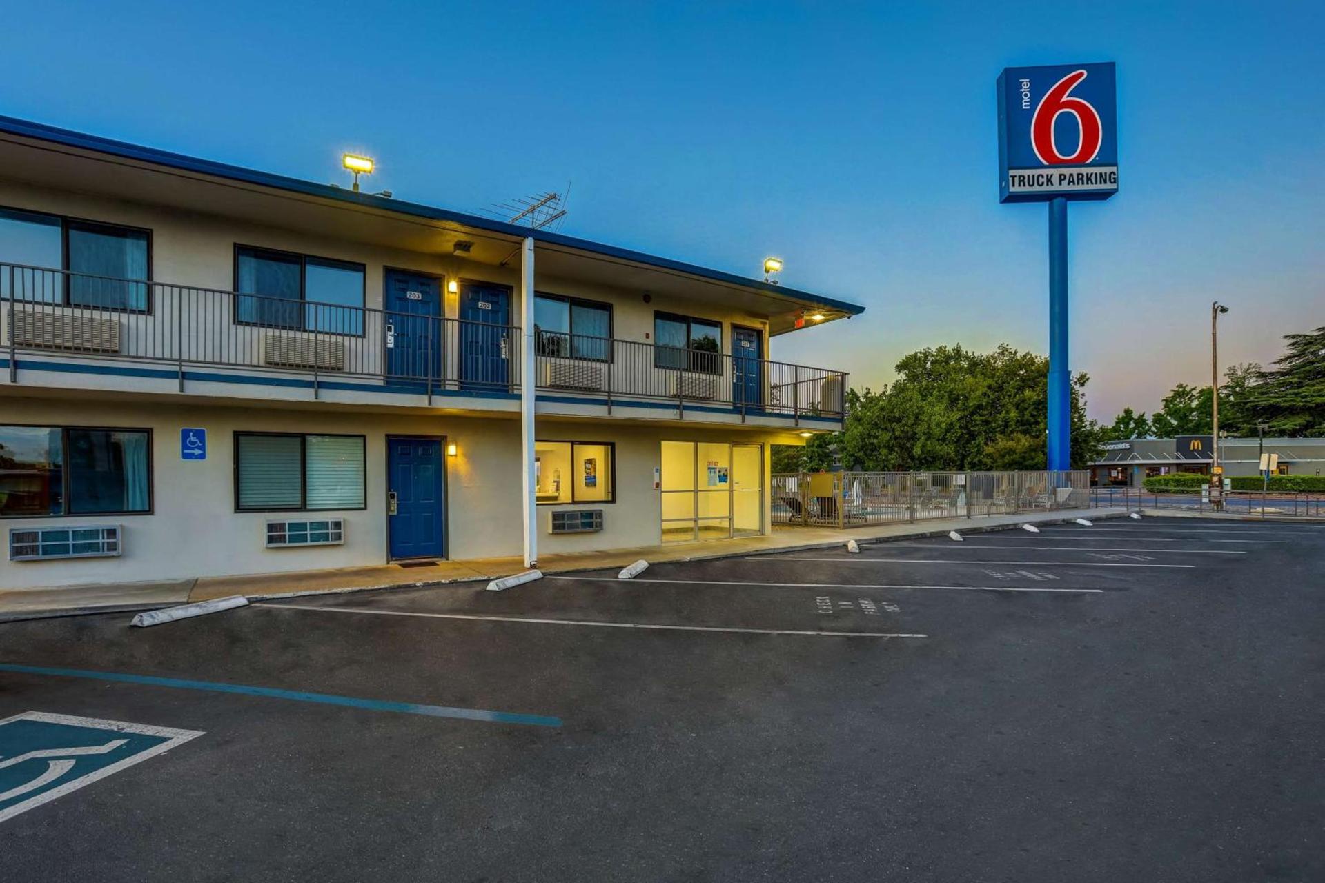 Motel 6-Red Bluff, CA photo 26