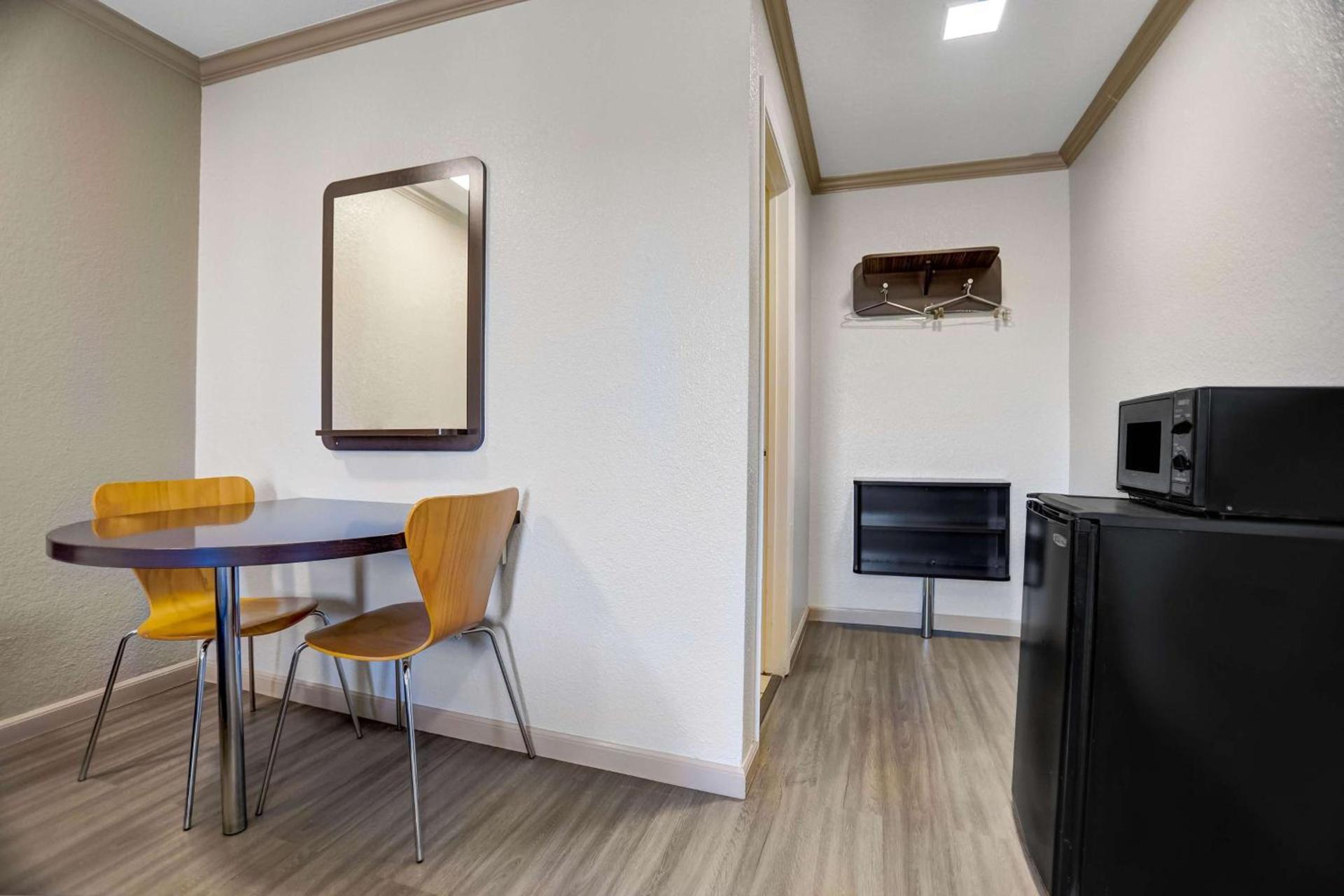 Motel 6-Red Bluff, CA photo 15