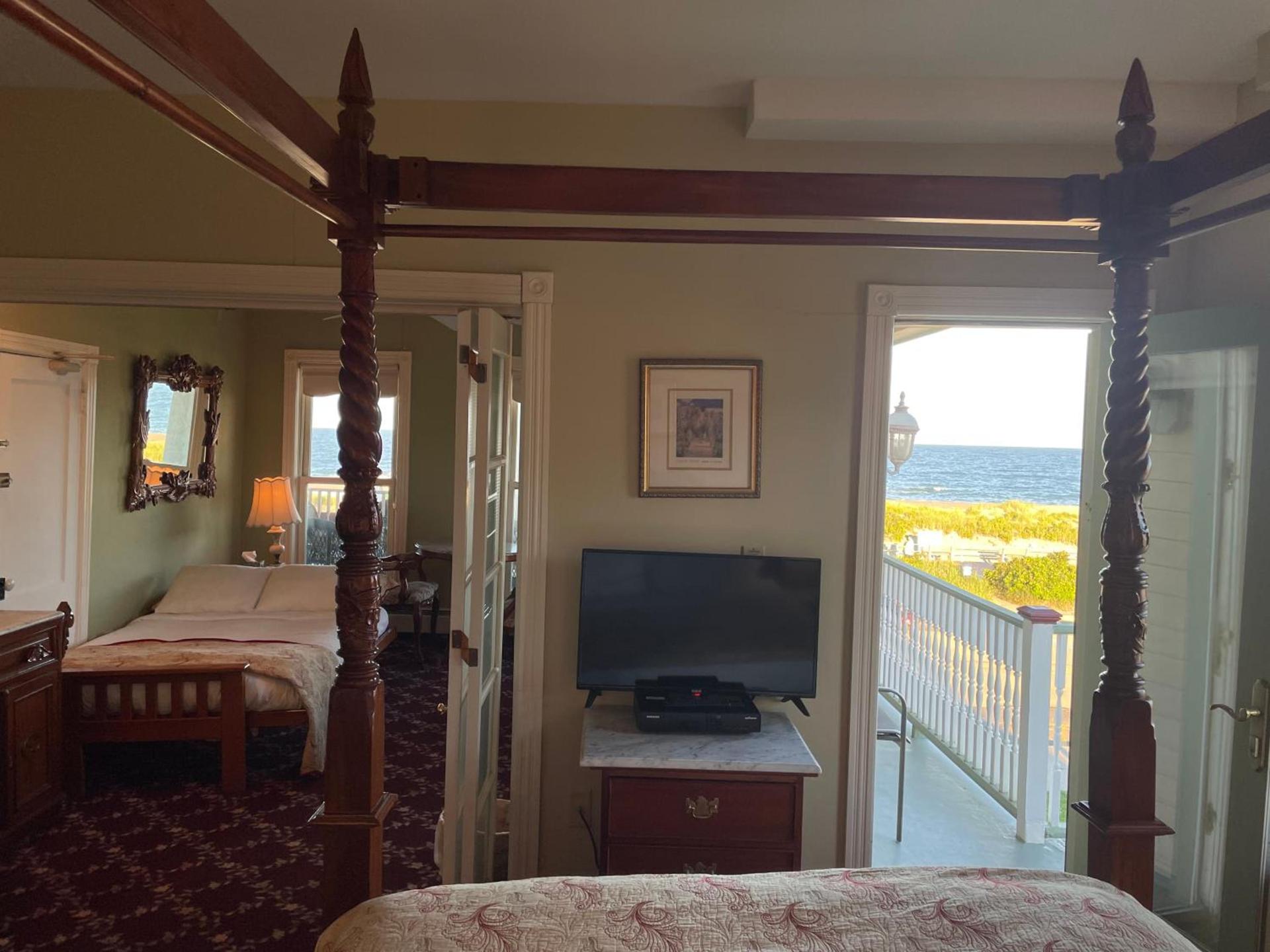 Laingdon Hotel photo 18