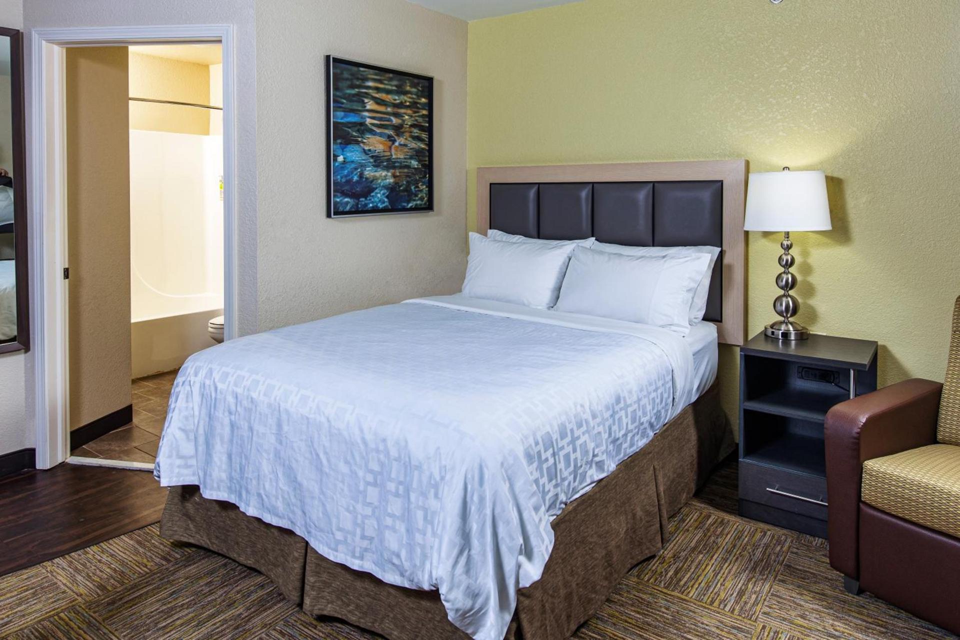 Candlewood Suites Appleton by IHG photo 57