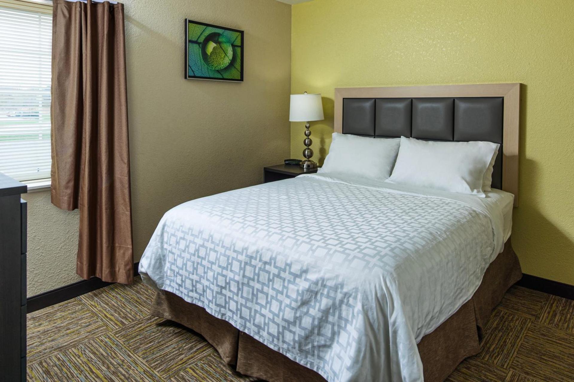 Candlewood Suites Appleton by IHG photo 52