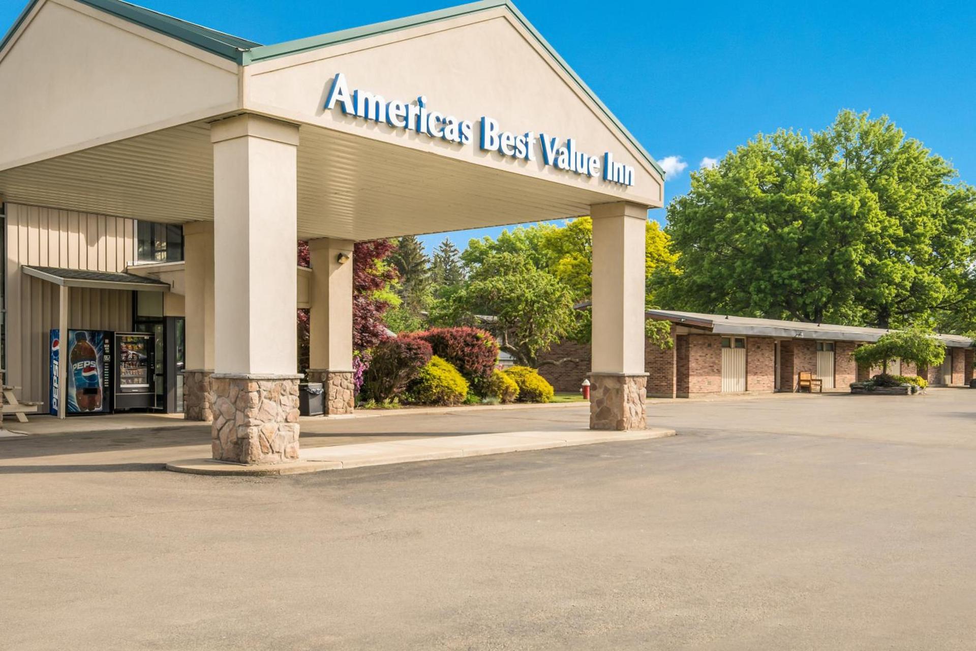 Americas Best Value Inn-Painted Post — hotel in Painted Post