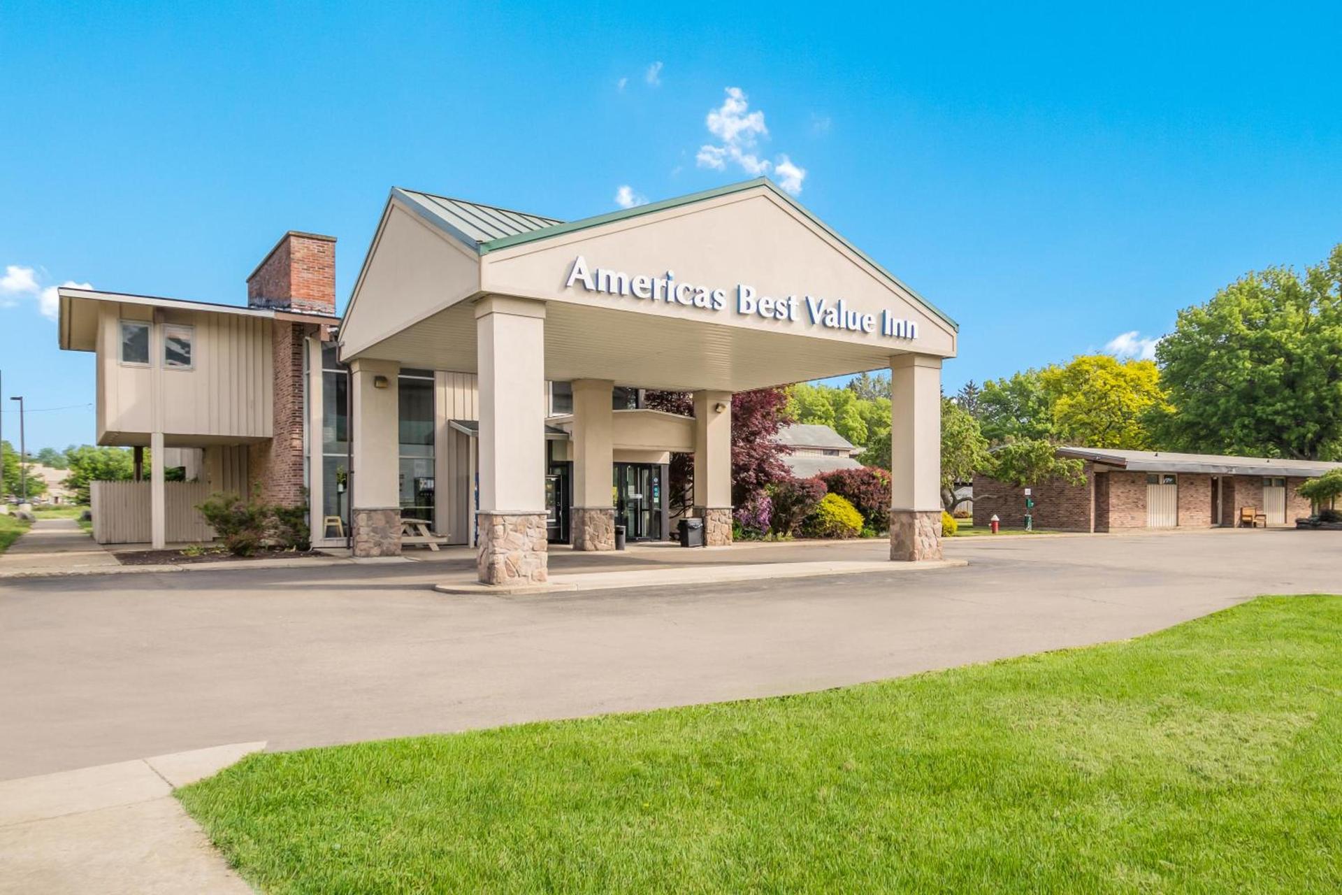 Americas Best Value Inn-Painted Post photo 9