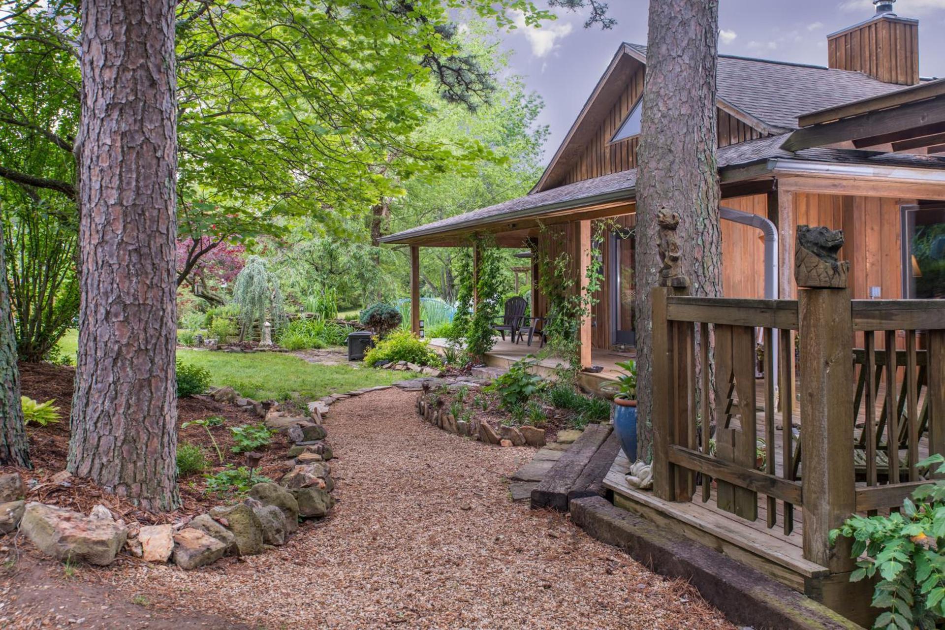 Eureka Sunset Cabins photo 52