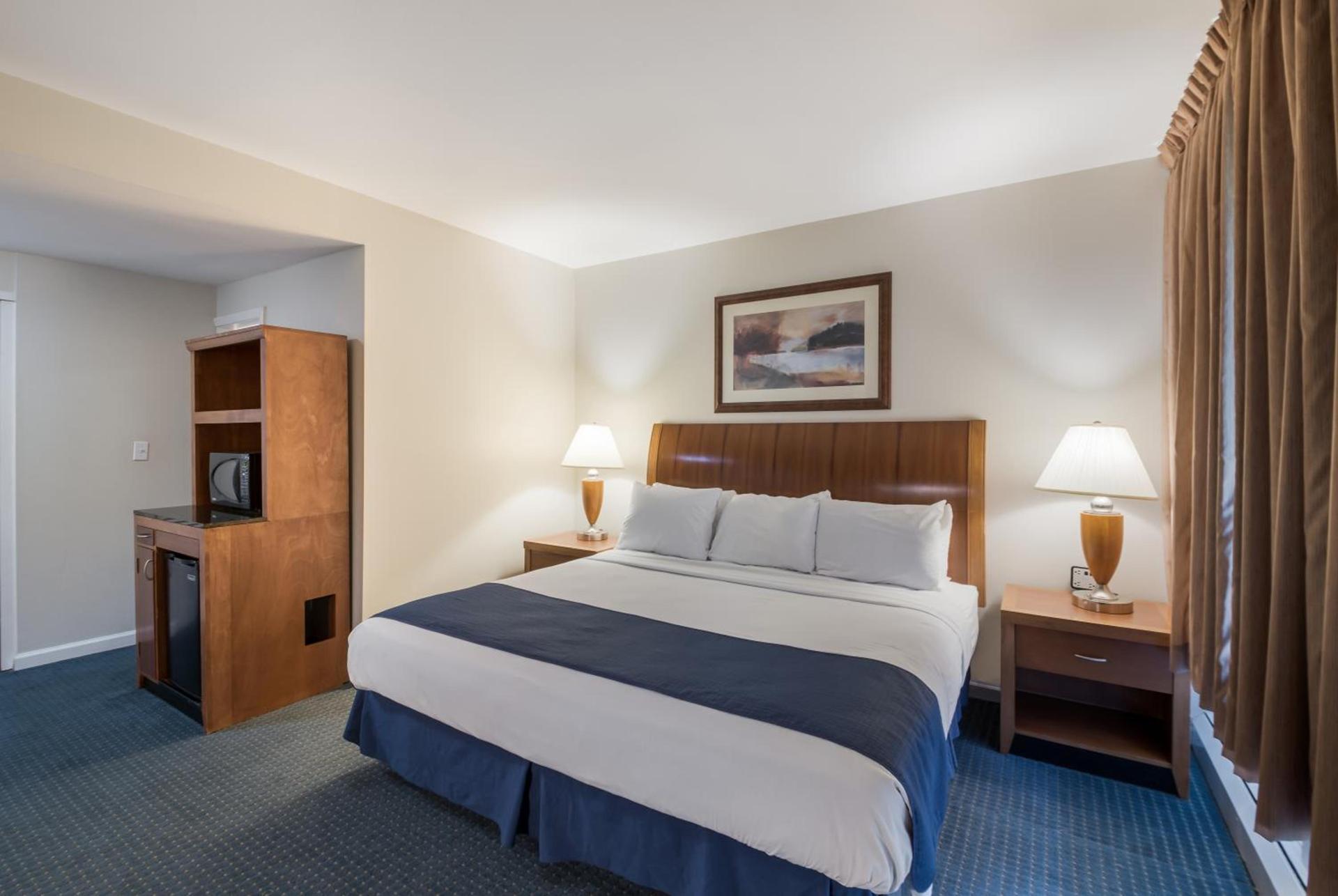 Americas Best Value Inn-Painted Post photo 14