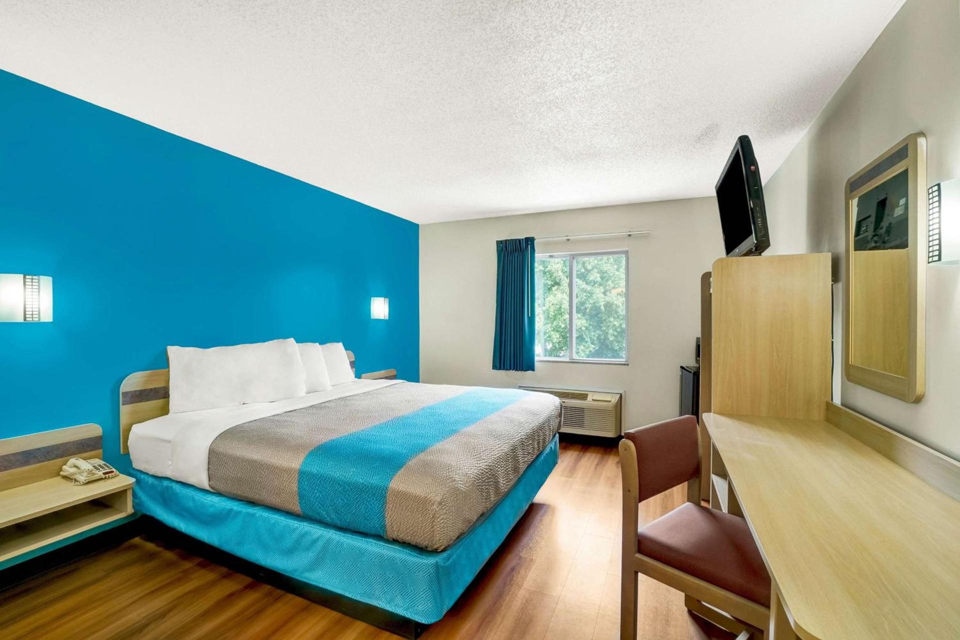 Motel 6-Gordonville, PA - Lancaster PA photo 6