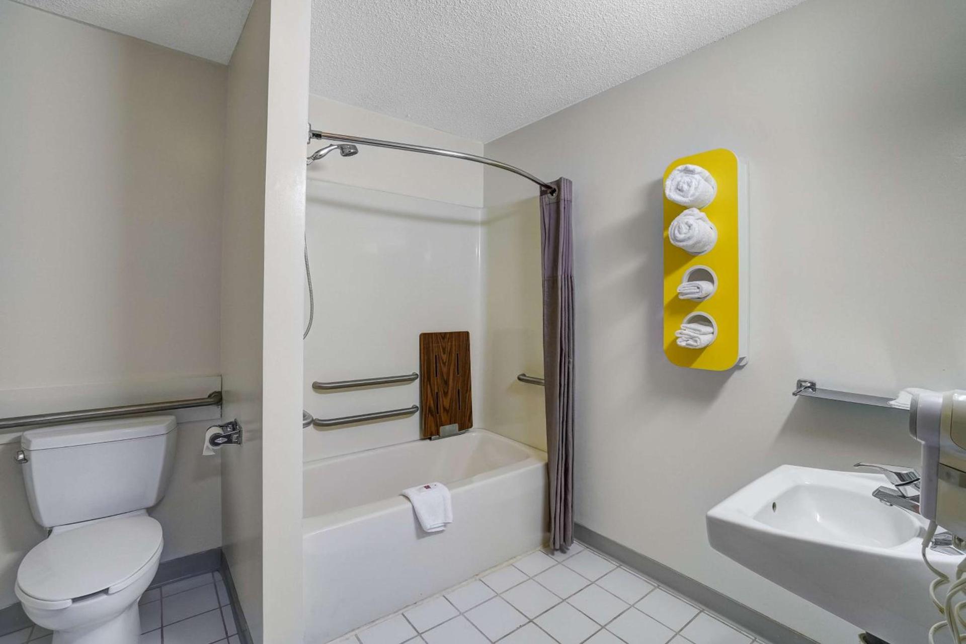 Motel 6-Gordonville, PA - Lancaster PA photo 21
