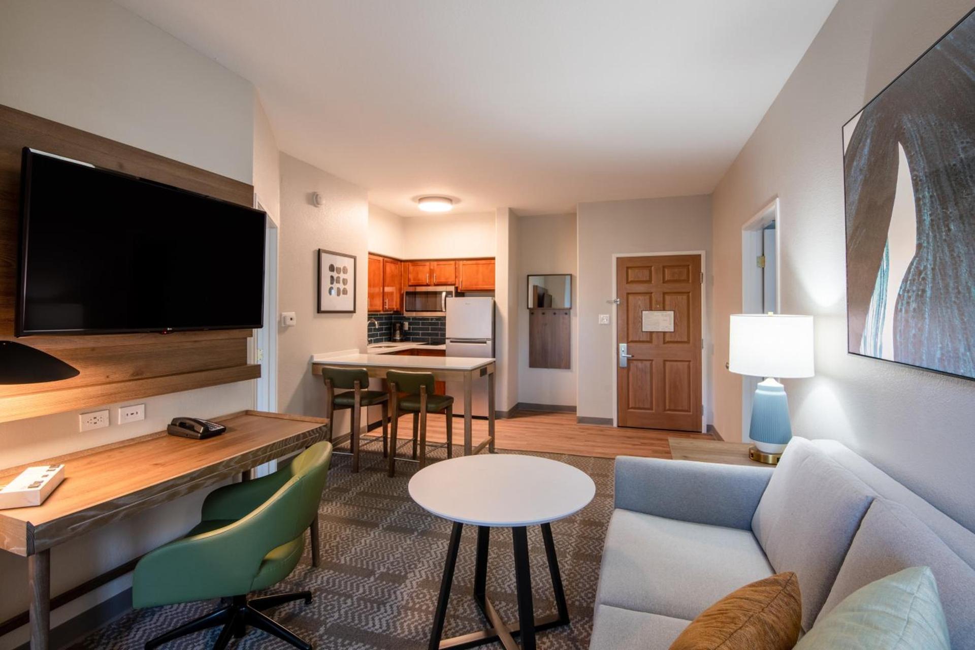 Staybridge Suites Phoenix Glendale Sports Dist by IHG photo 64