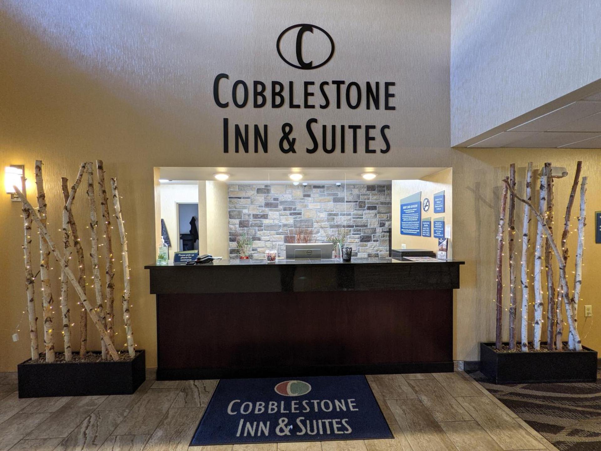 Cobblestone Inn & Suites - Merrill photo 2