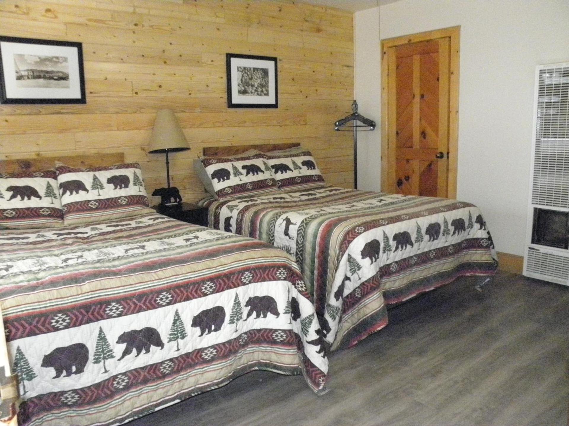 CREEKSIDE LODGE photo 7