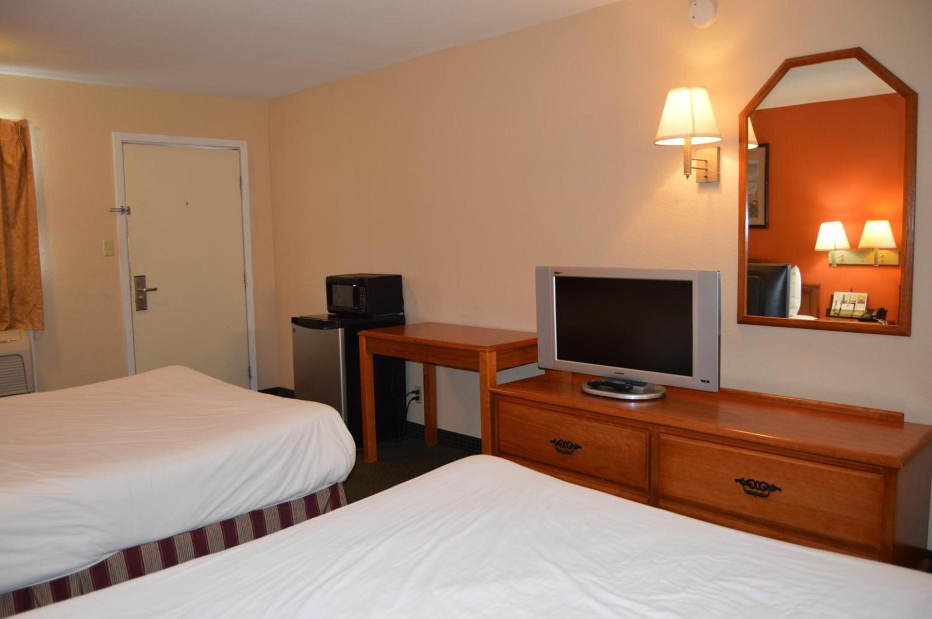 Americas Best Value Inn Gainesville TX photo 20