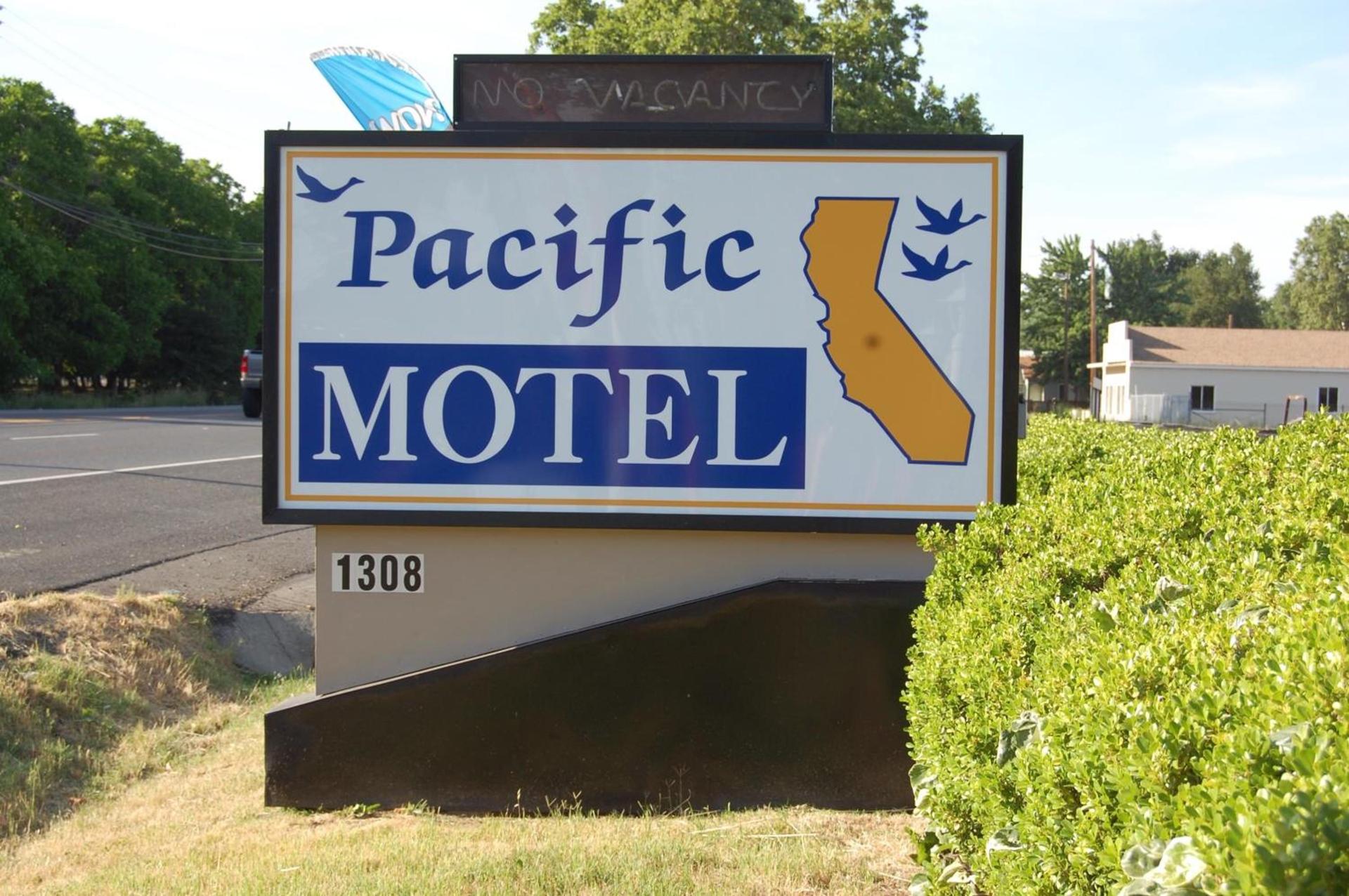 Pacific Motel photo 97
