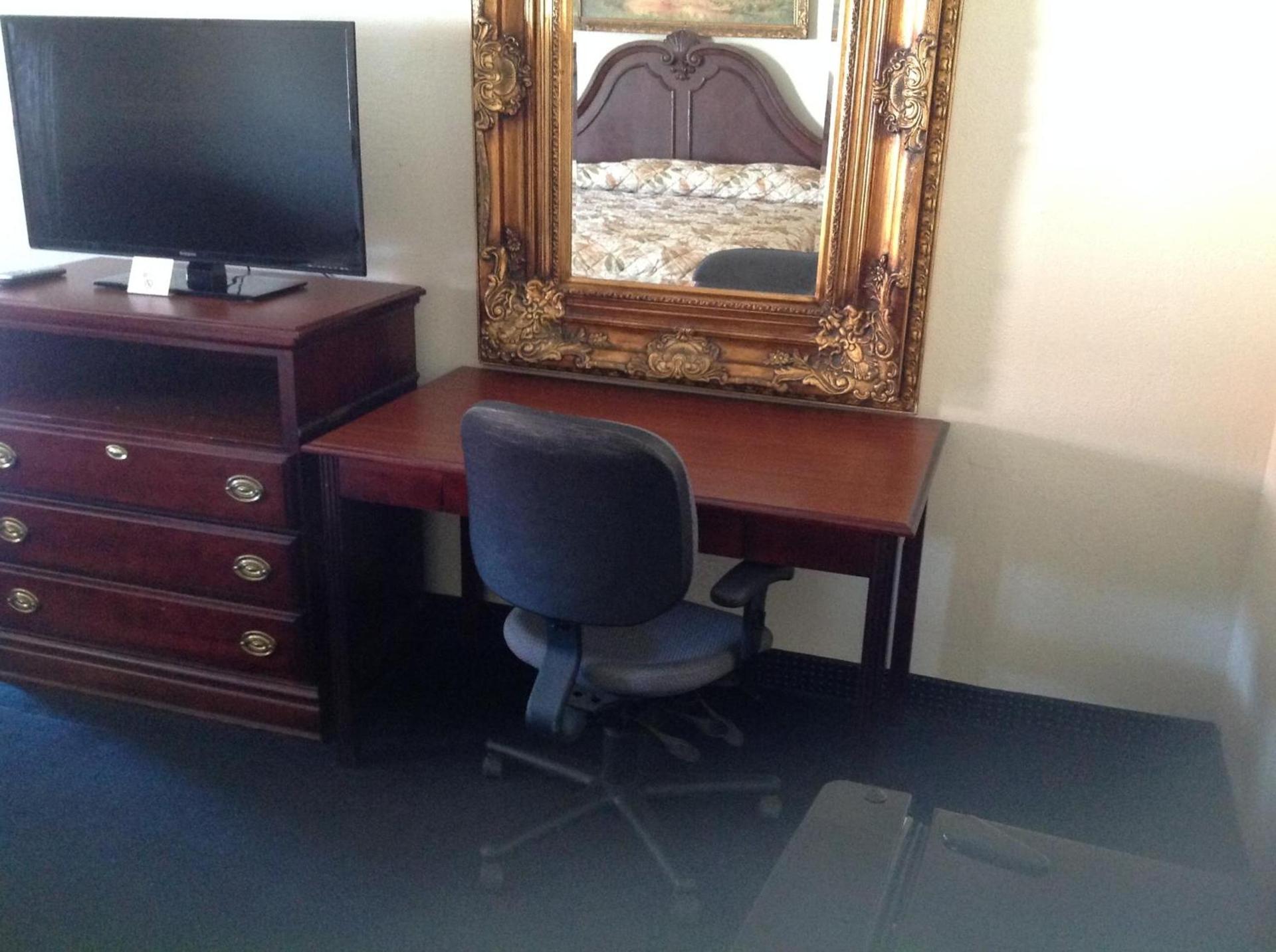 Summit Inn - Dayton photo 11