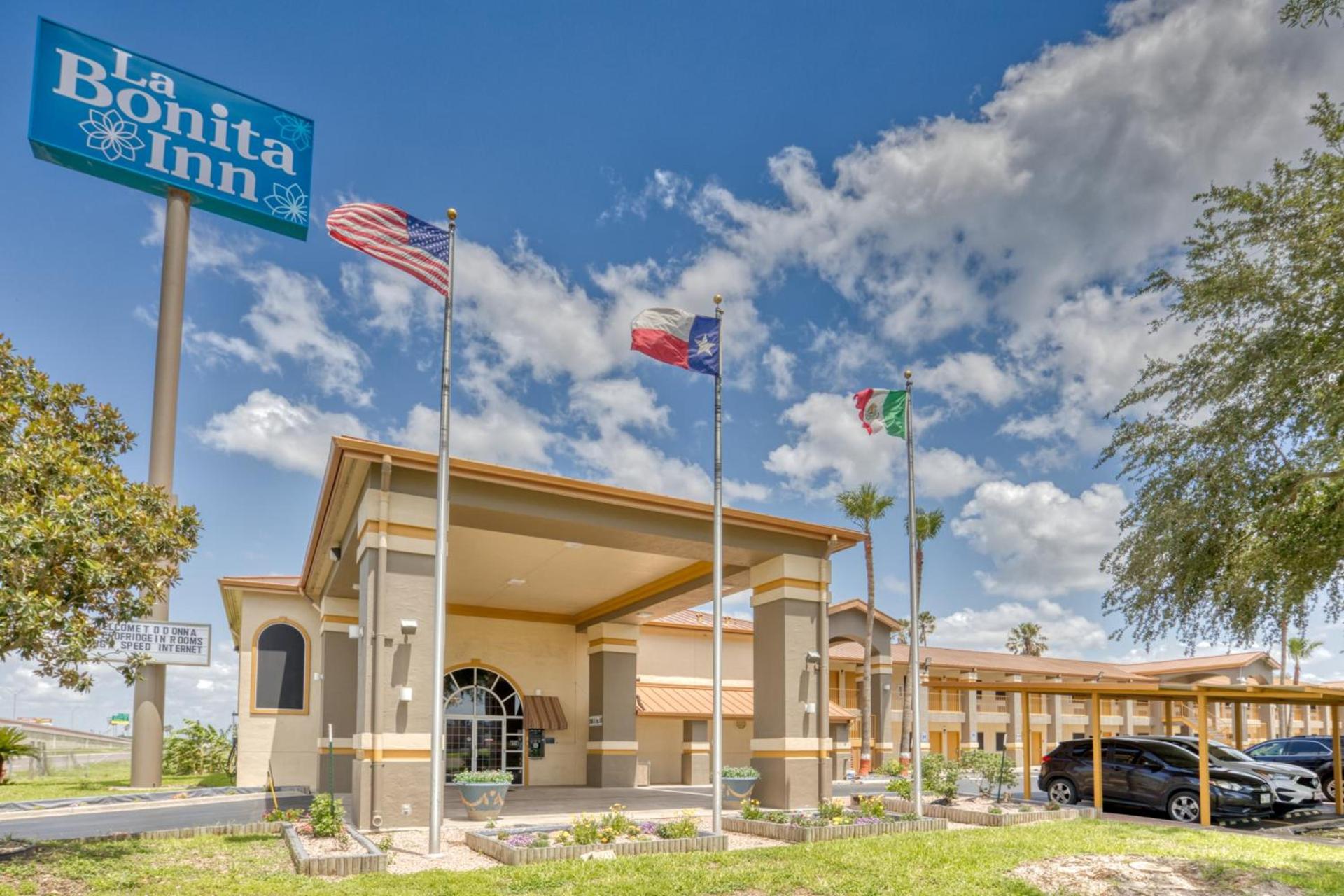 Texas Inn Donna photo 13