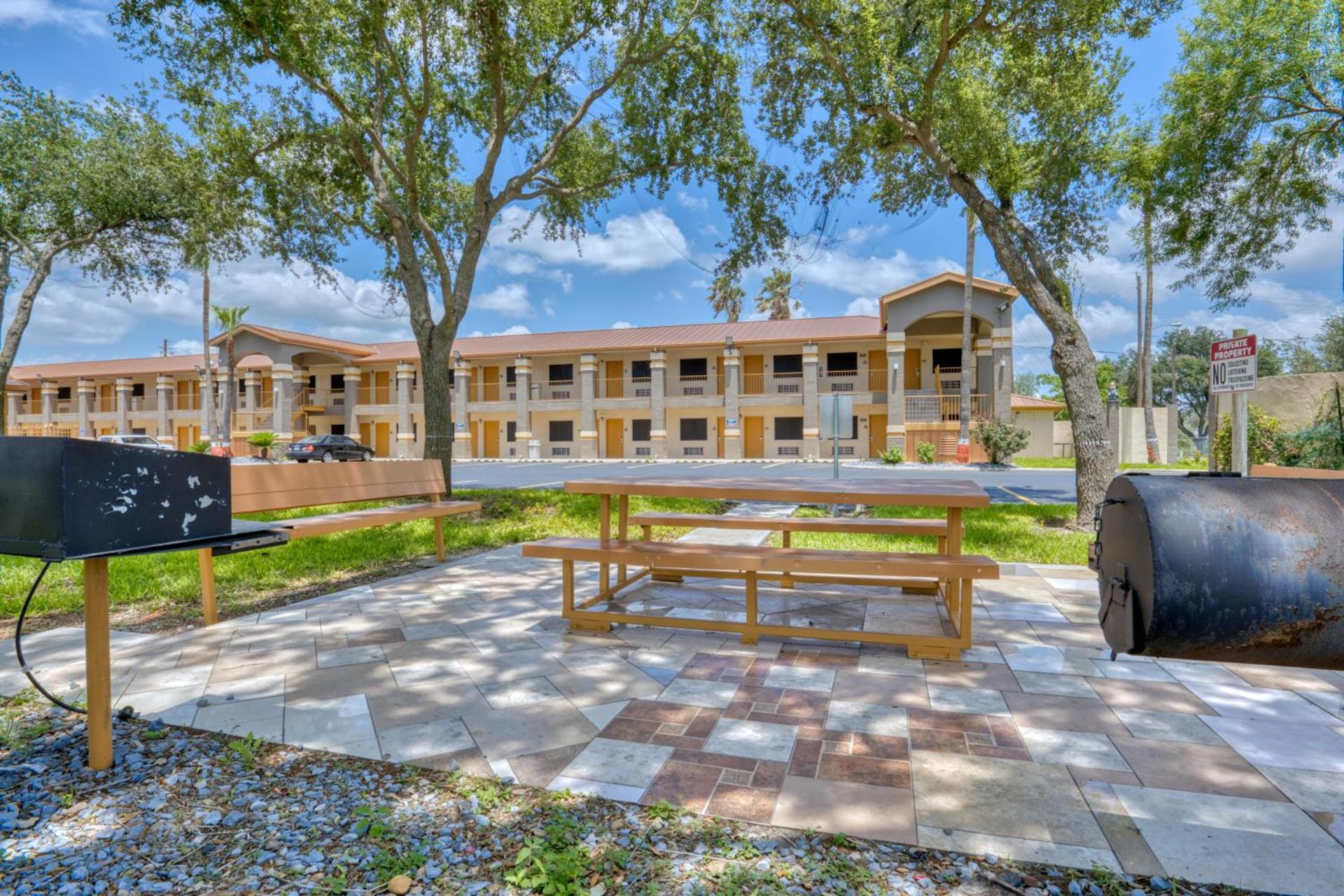 Texas Inn Donna photo 24
