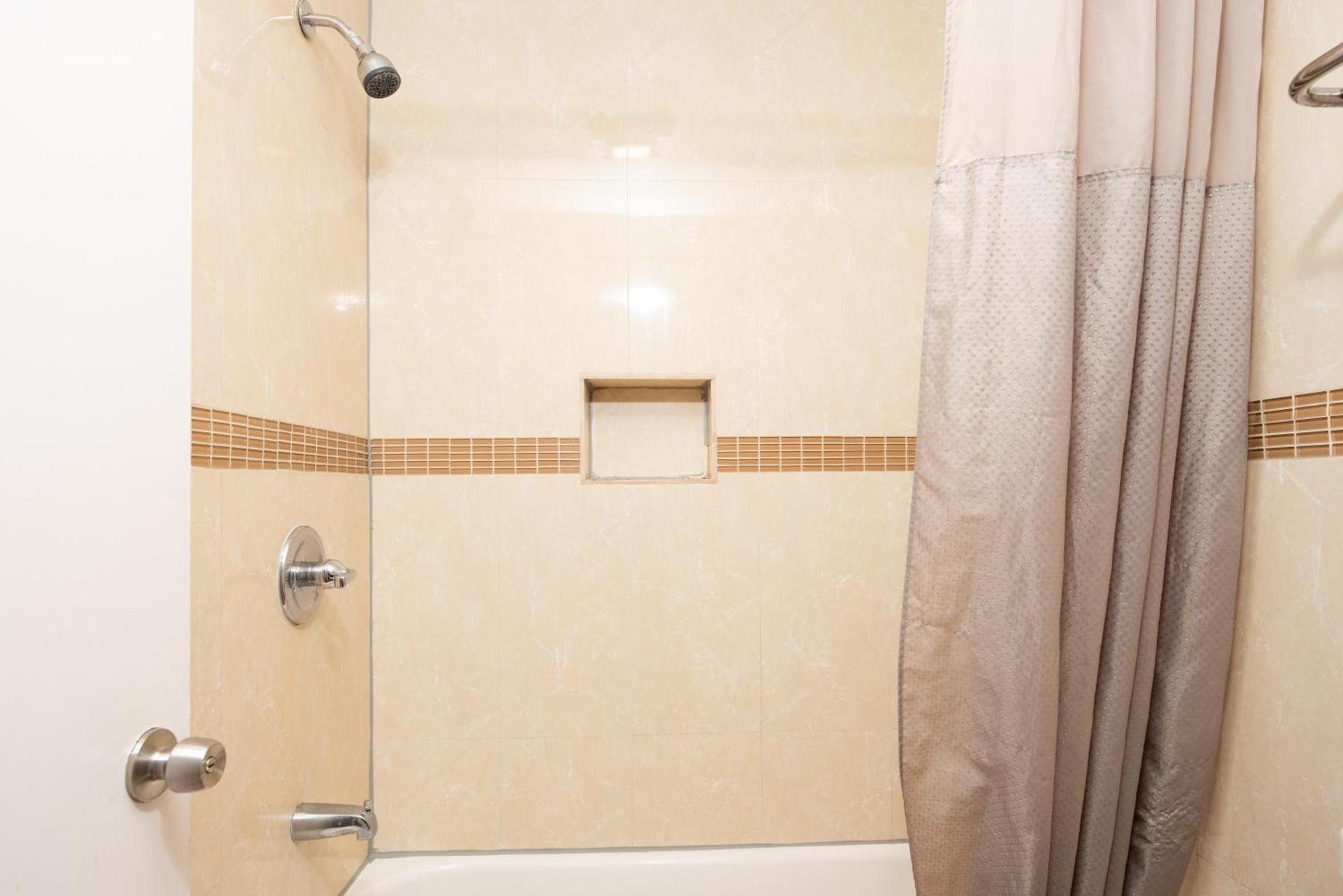Motel 6-Anaheim, CA - Convention Center photo 59