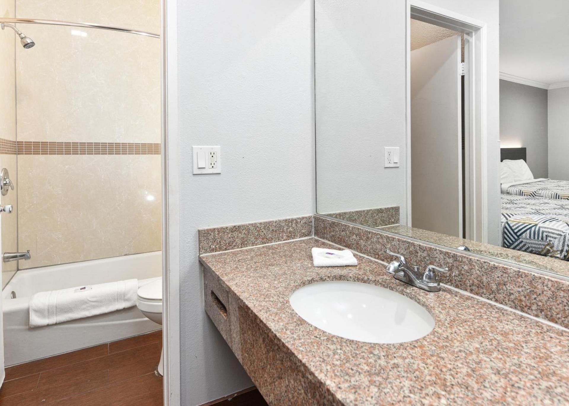 Motel 6-Anaheim, CA - Convention Center photo 58