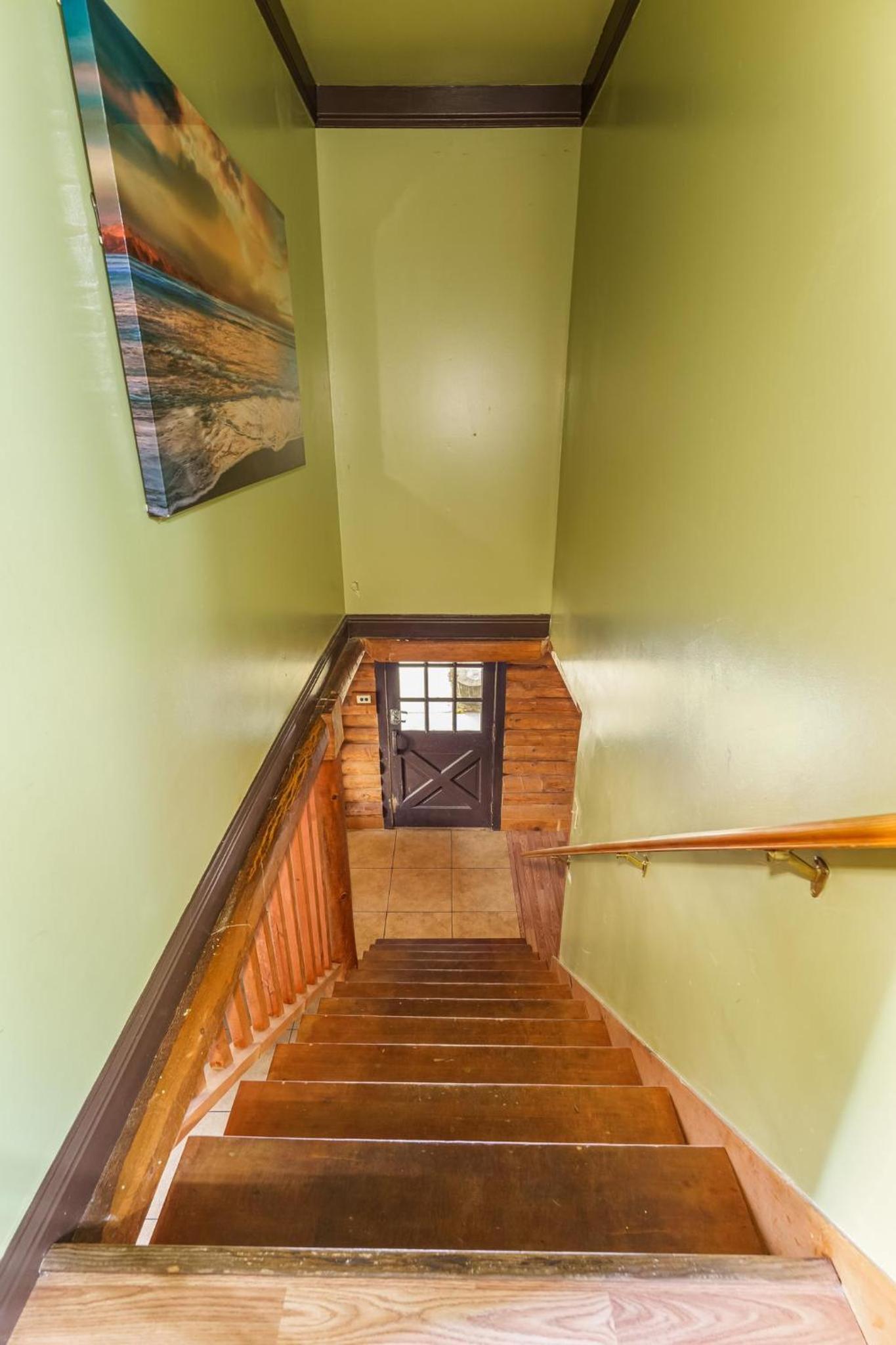 Mountain Trail Lodge and Vacation Rentals photo 40