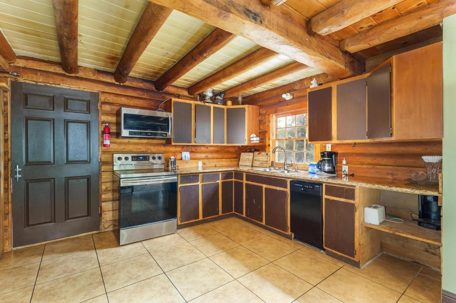 Mountain Trail Lodge and Vacation Rentals photo 46