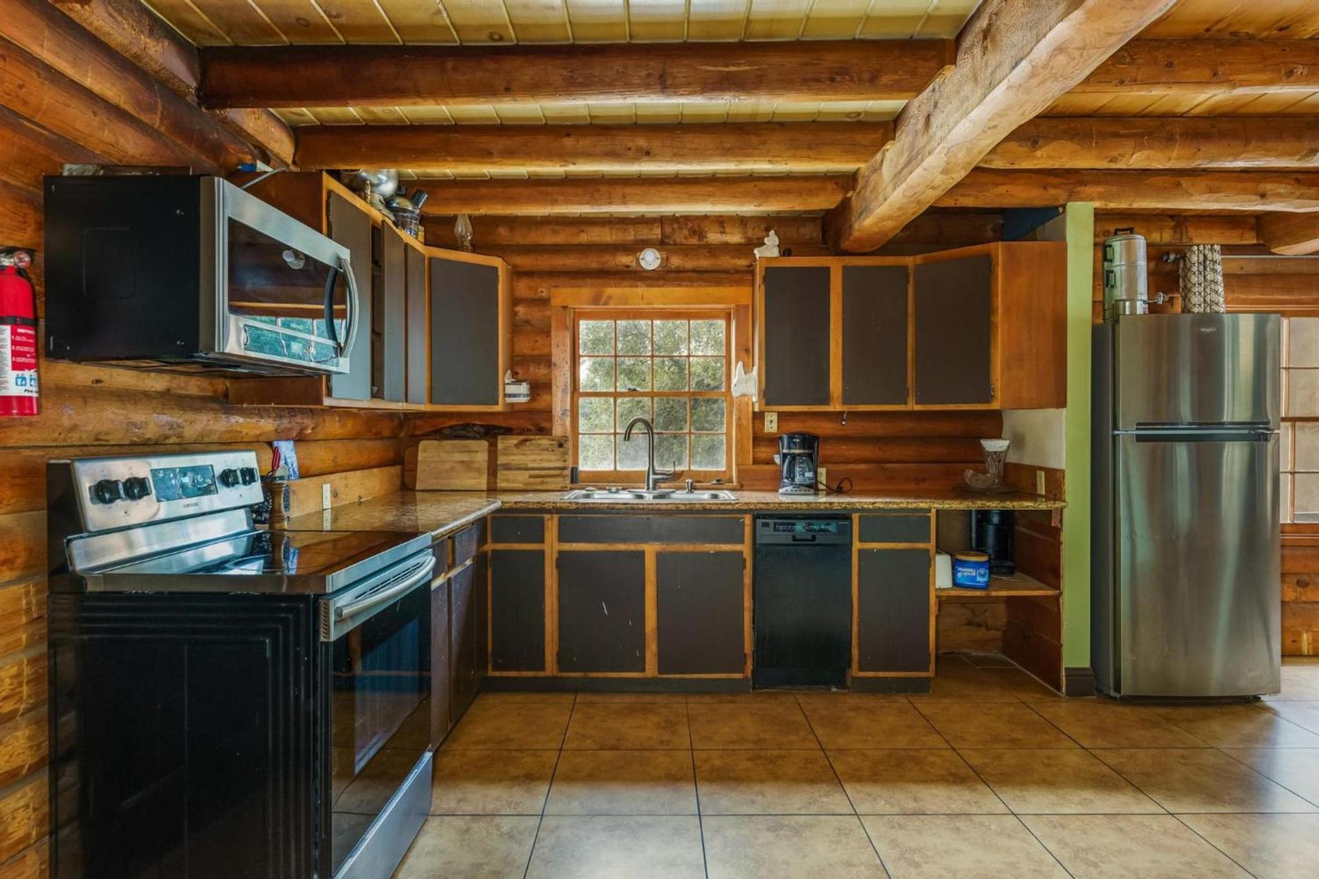 Mountain Trail Lodge and Vacation Rentals photo 47