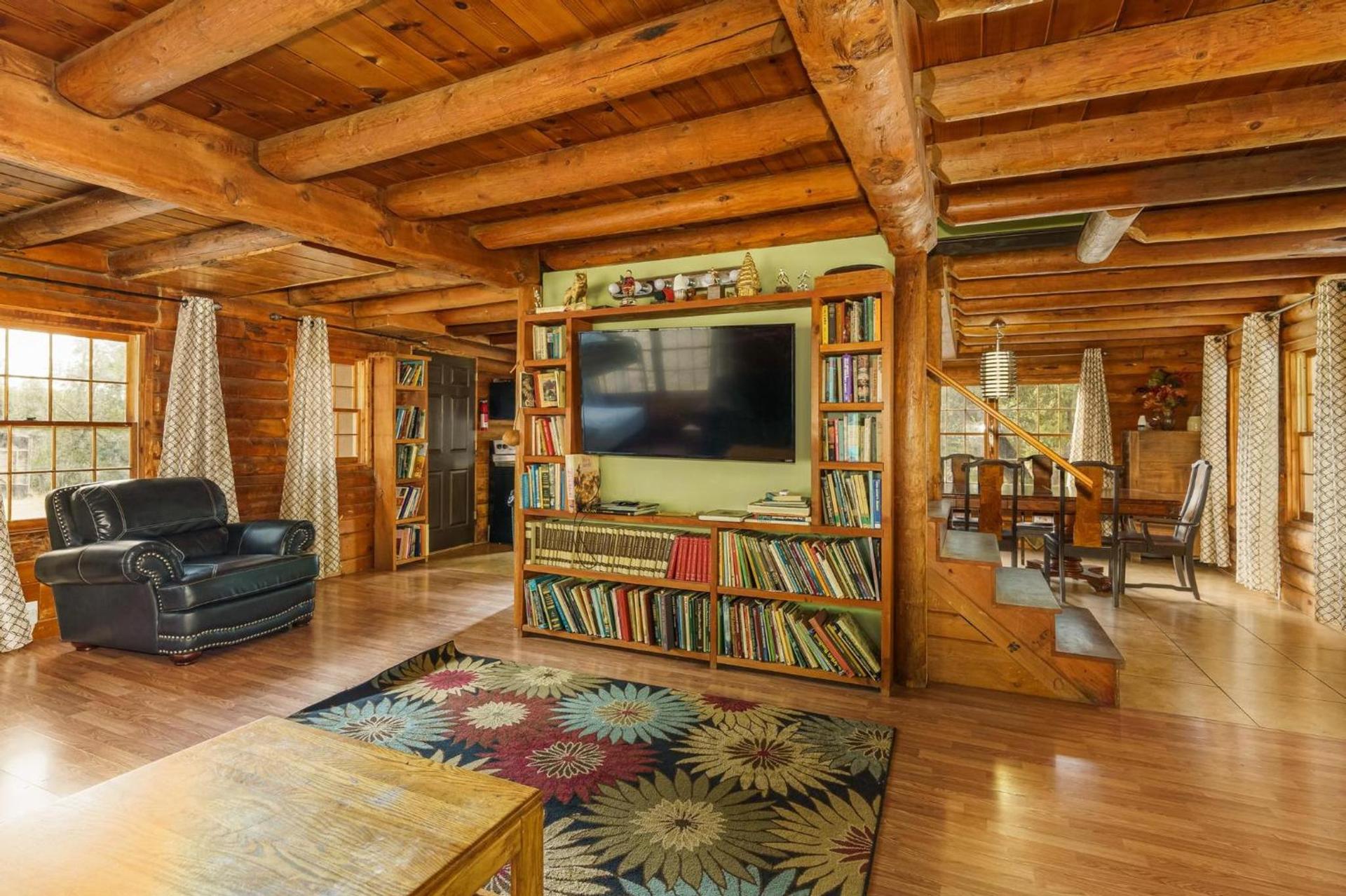 Mountain Trail Lodge and Vacation Rentals photo 49