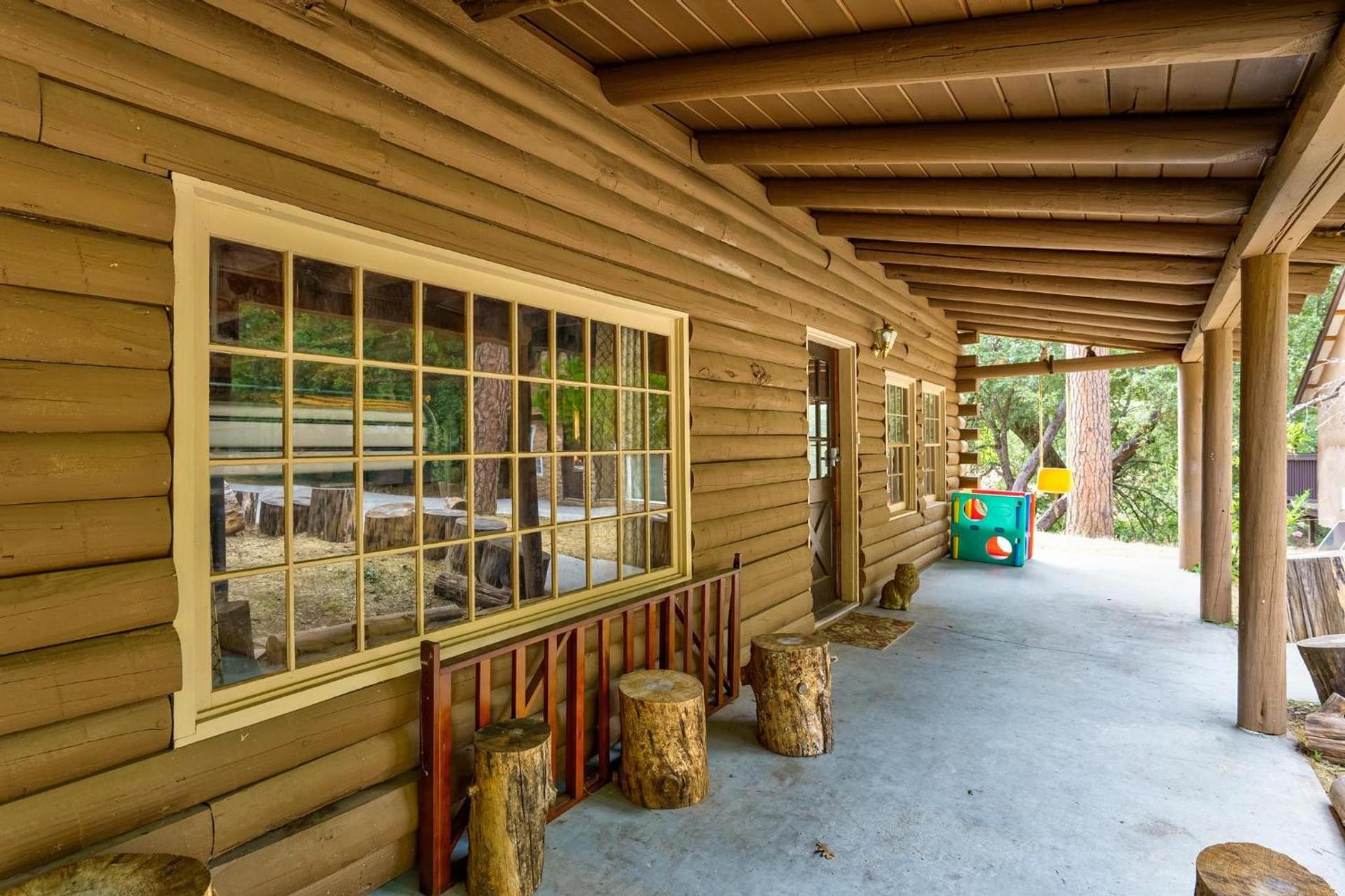 Mountain Trail Lodge and Vacation Rentals photo 56