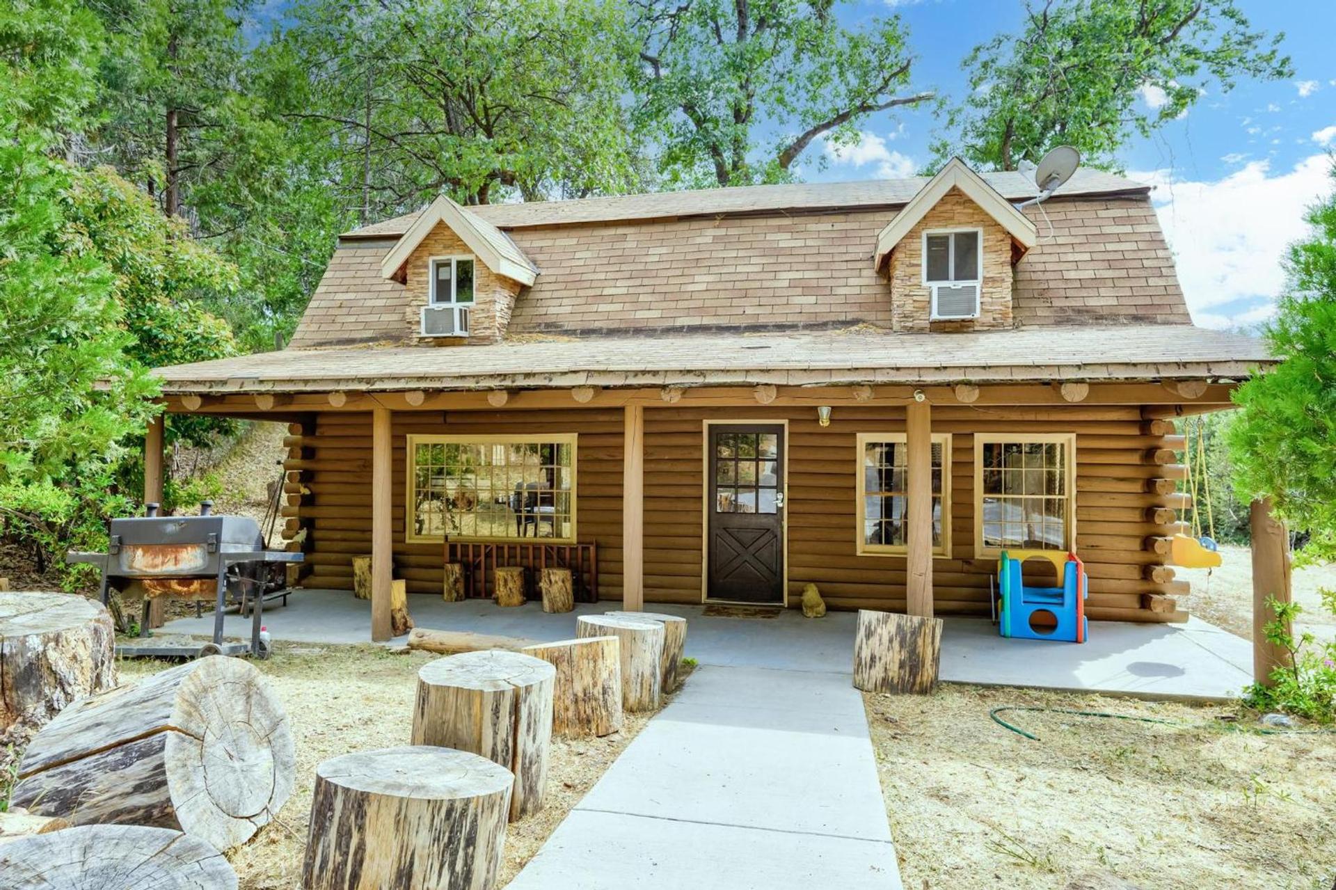 Mountain Trail Lodge and Vacation Rentals photo 58