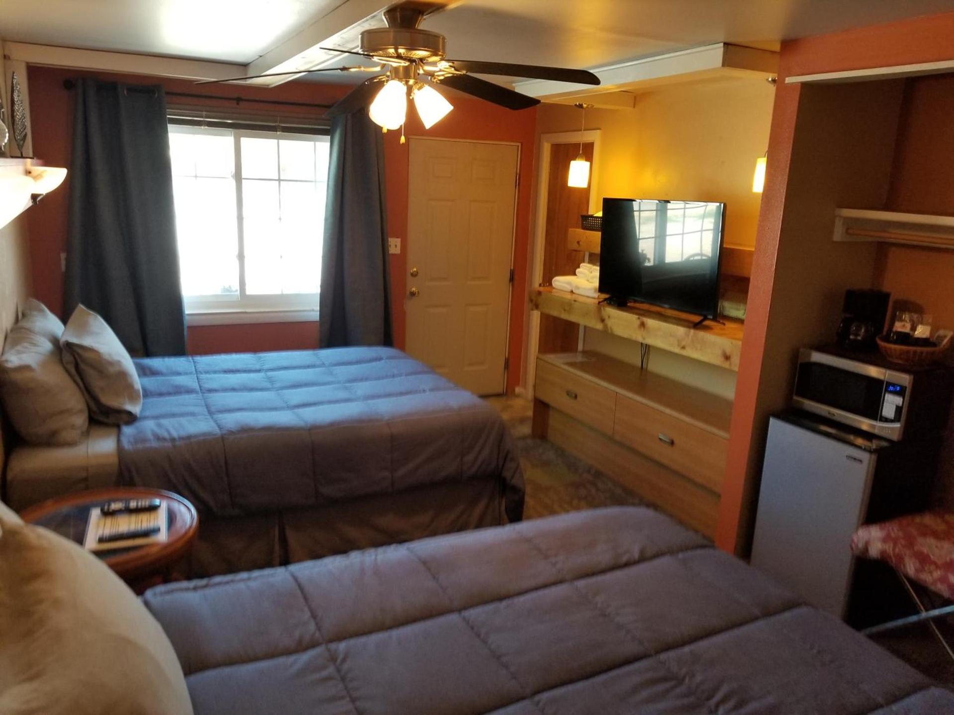Two Rivers Inn photo 25