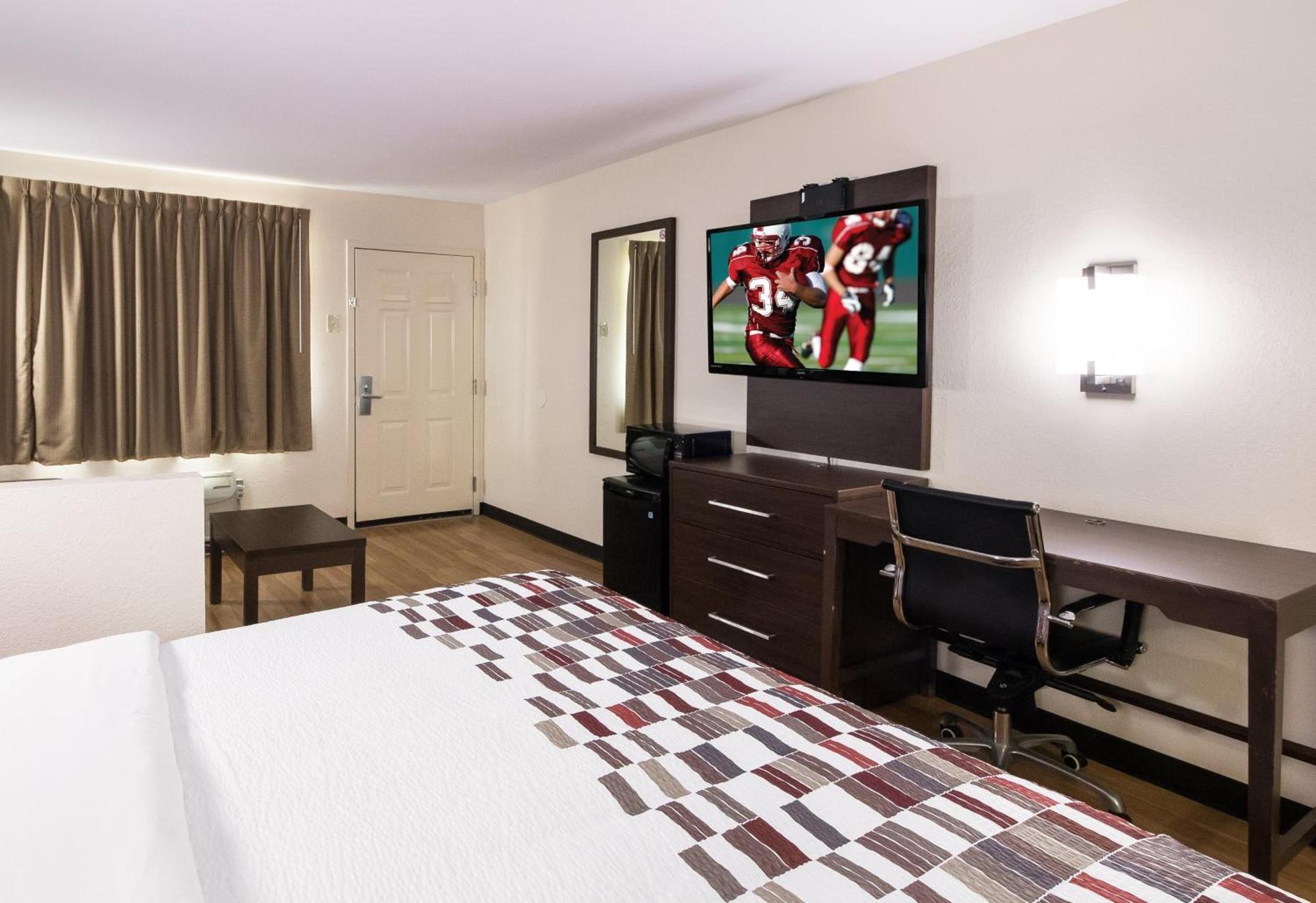 Red Roof Inn & Suites Commerce - Athens photo 23