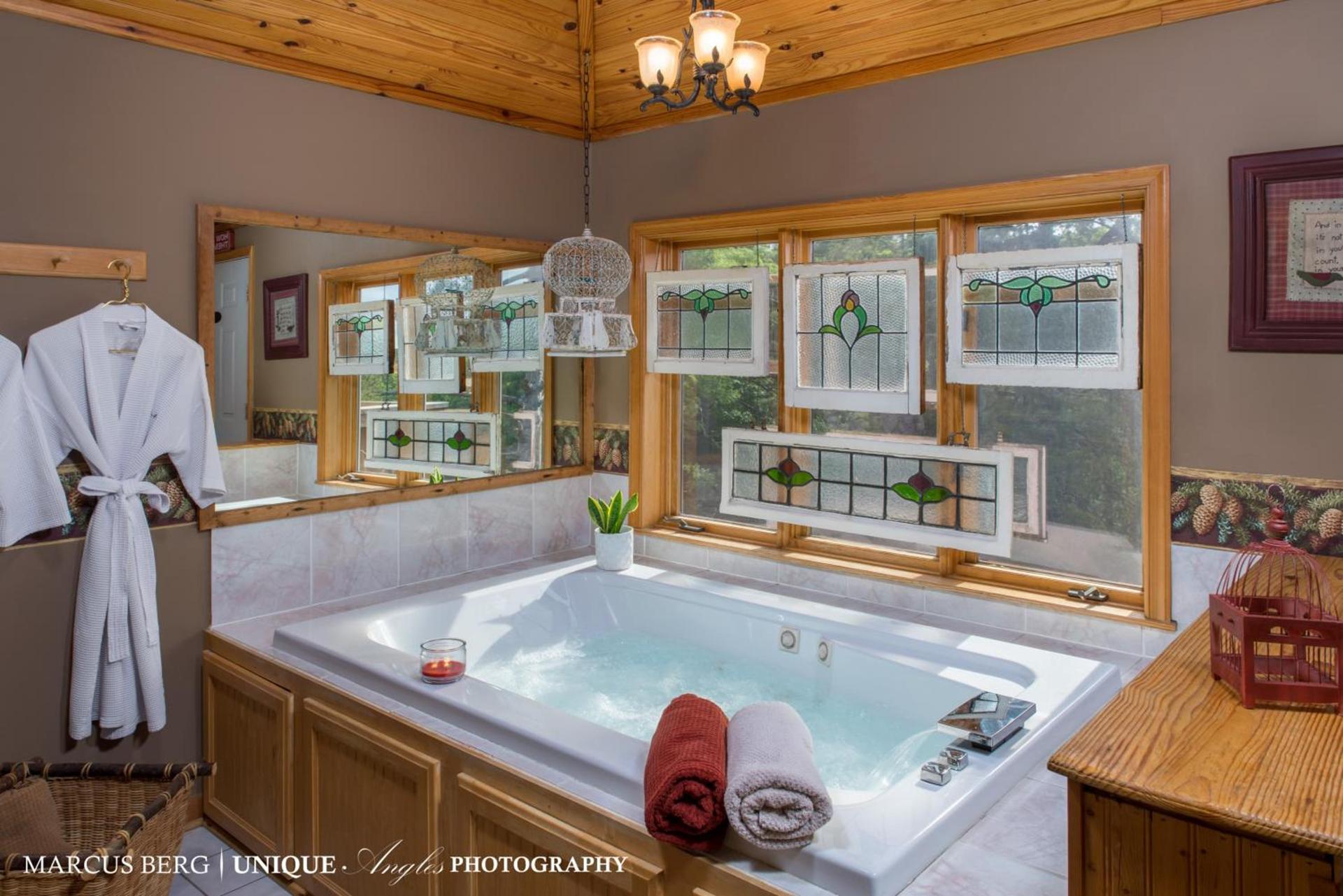 Eureka Sunset Cabins photo 15