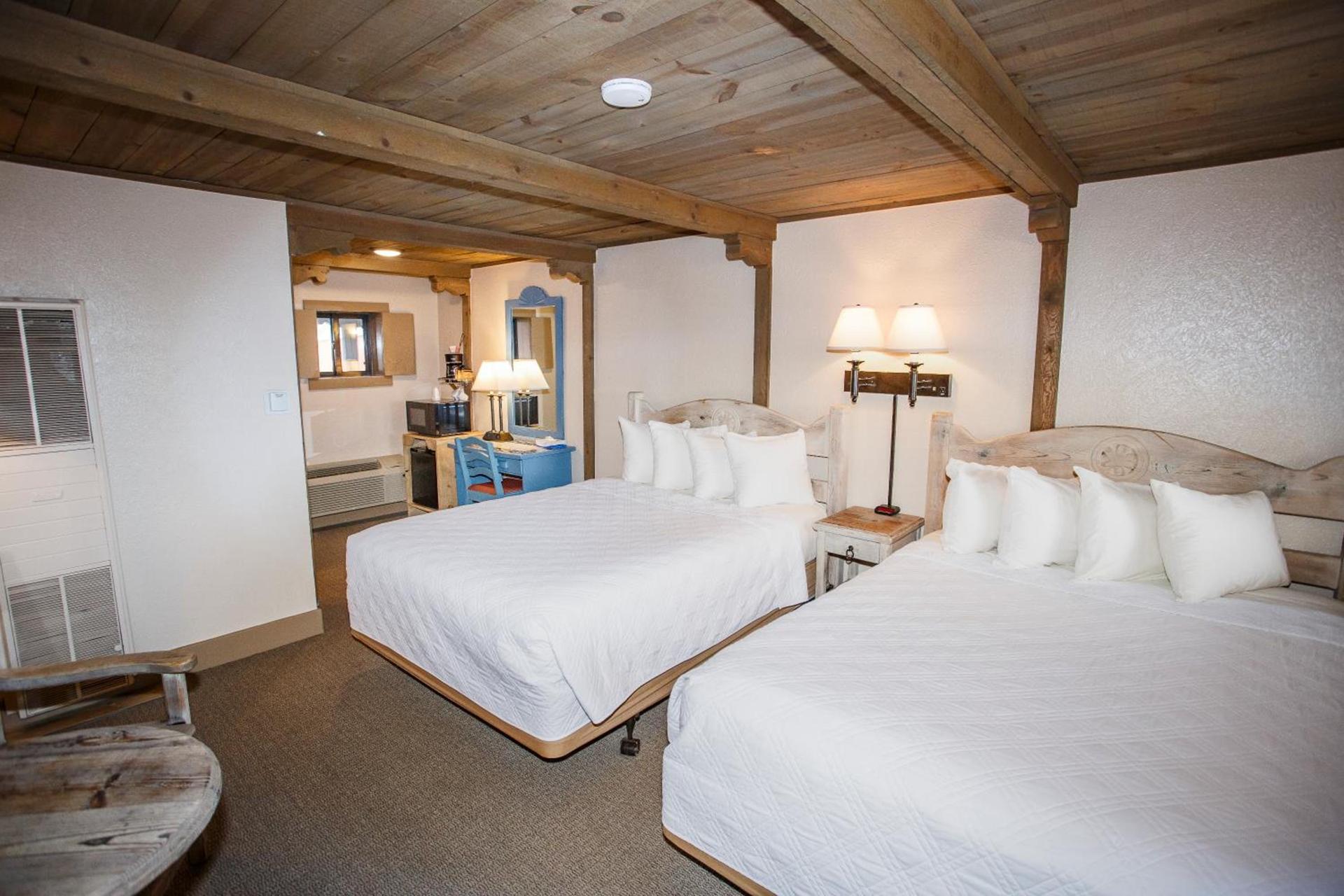 Chama Trails Motel photo 59